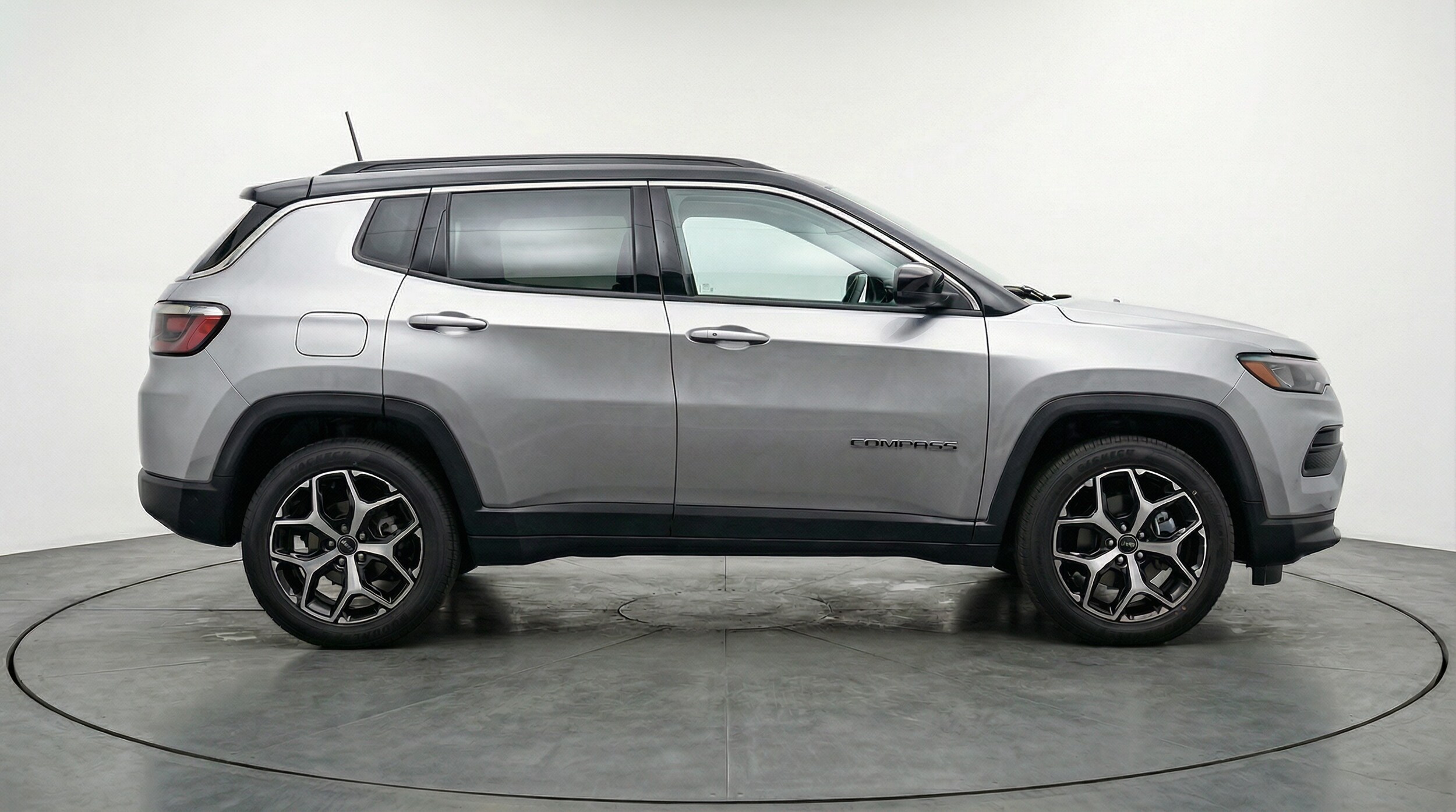 Thumbnail: 2025 Jeep Compass - 8