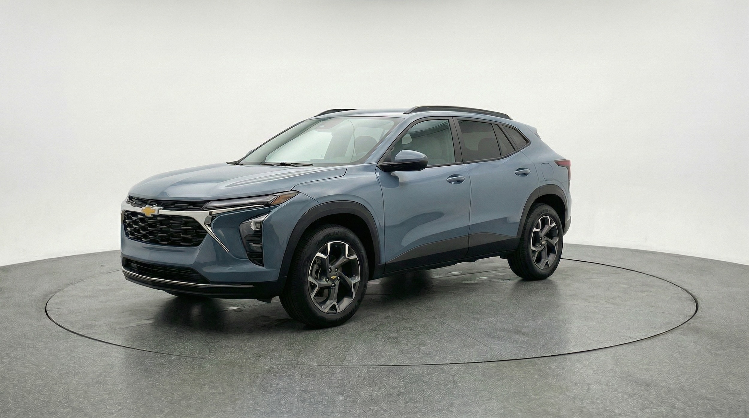 Thumbnail: 2025 Chevrolet Trax - 3