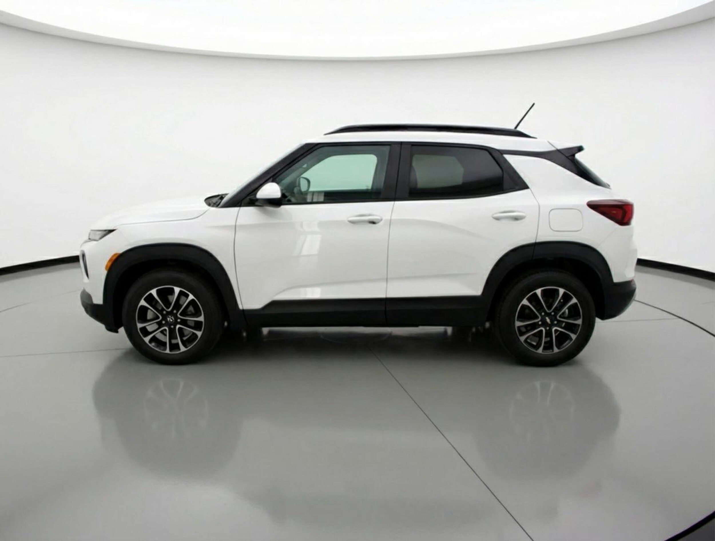 Thumbnail: 2025 Chevrolet TrailBlazer - 4