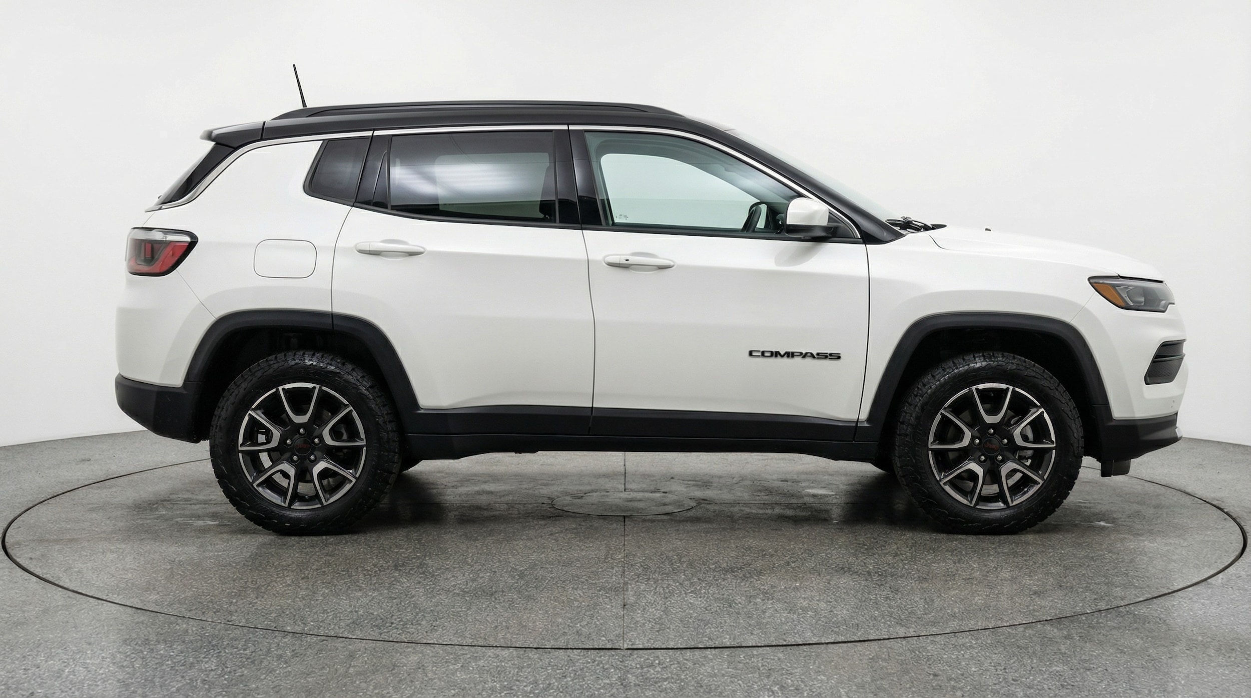 Thumbnail: 2025 Jeep Compass - 8