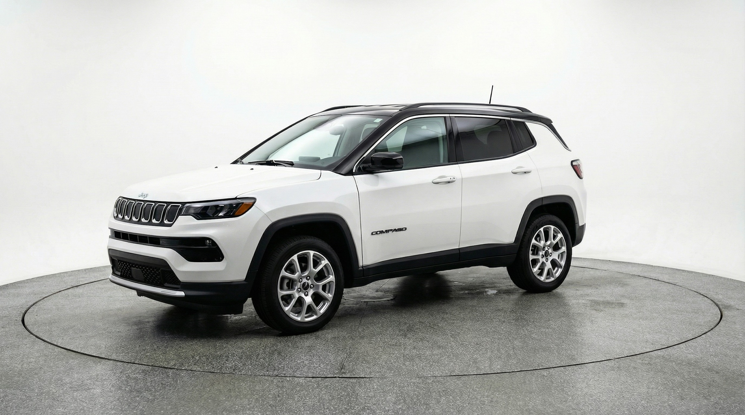 Thumbnail: 2025 Jeep Compass - 3