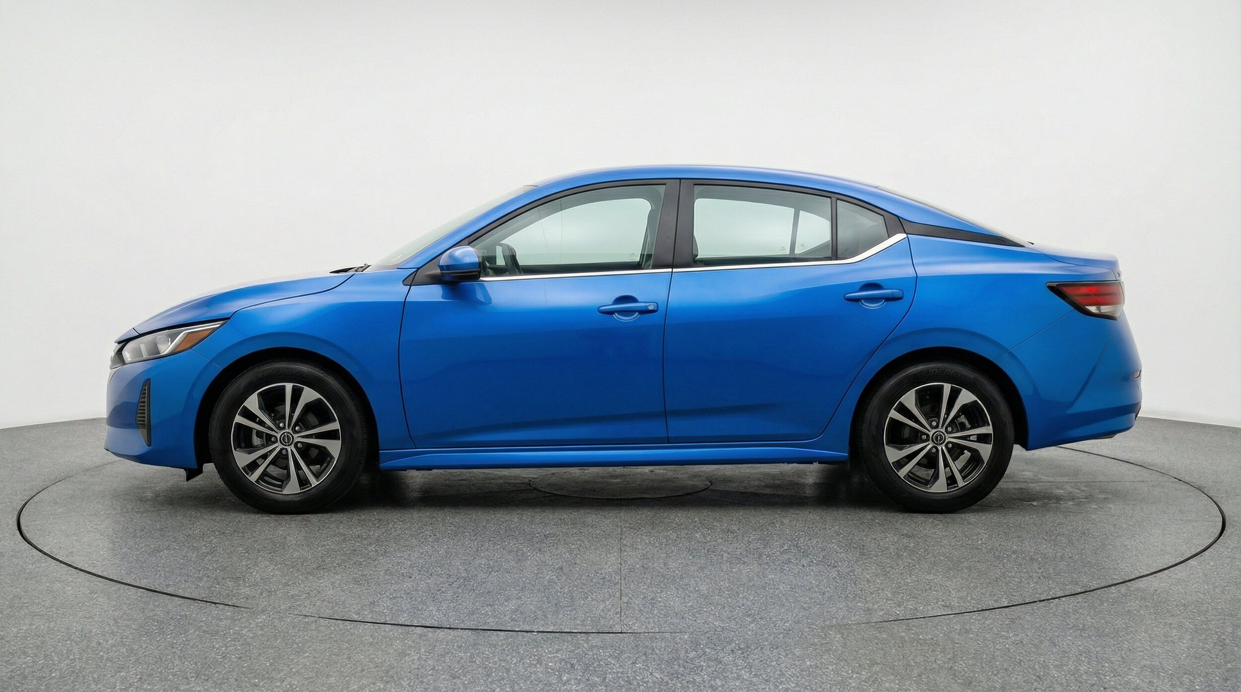Thumbnail: 2025 Nissan Sentra - 5