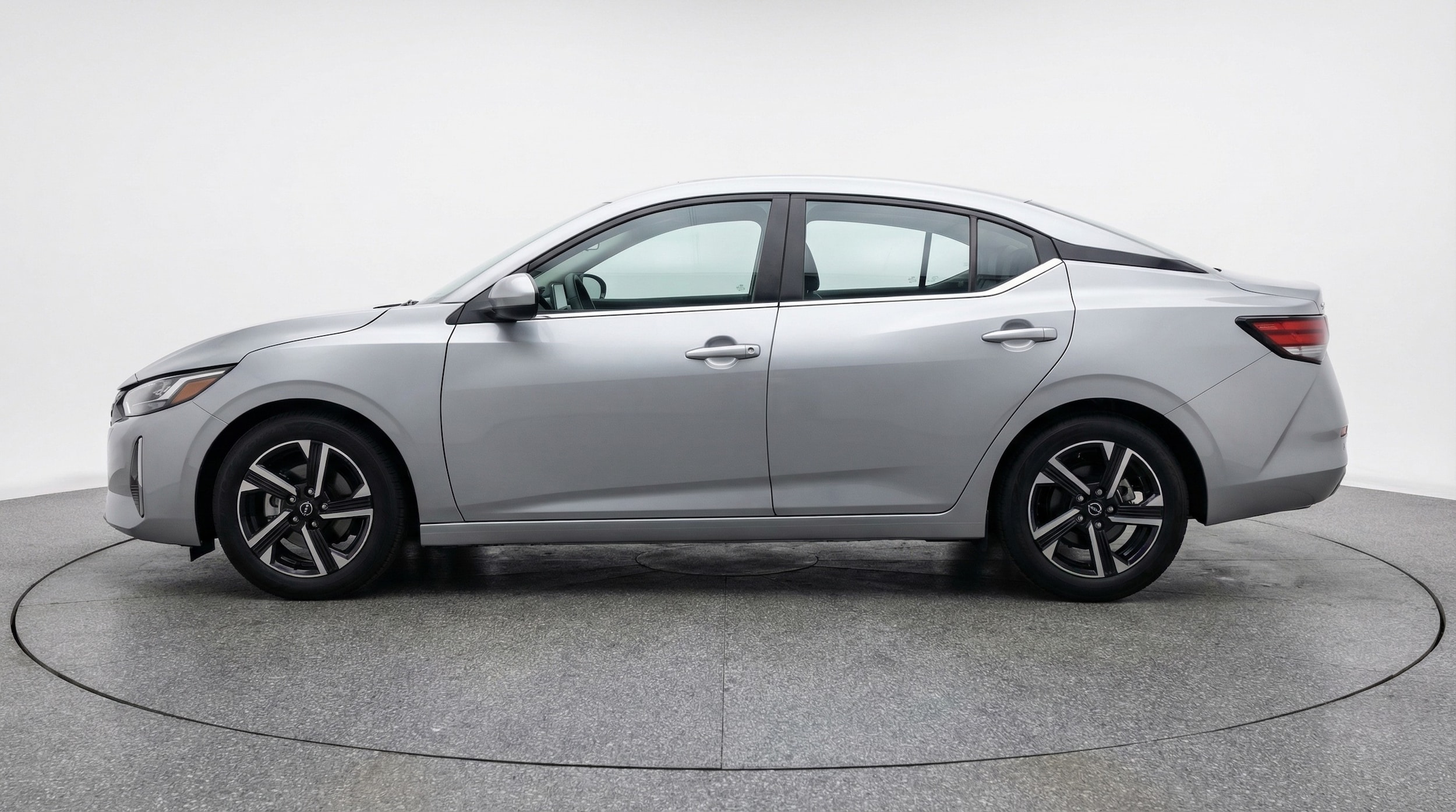 Thumbnail: 2025 Nissan Sentra - 4