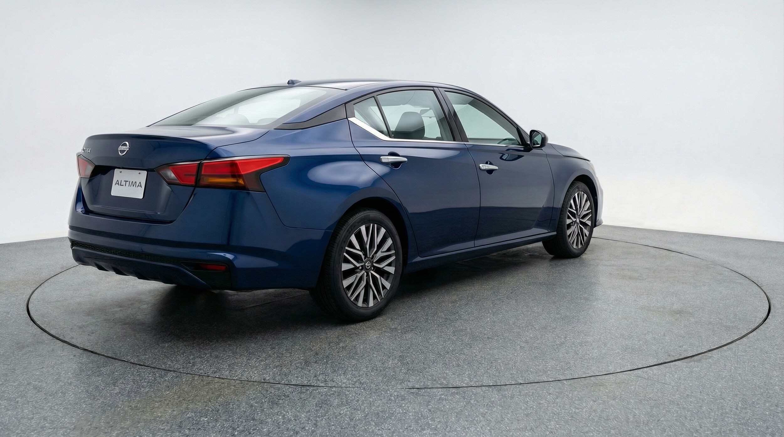 Thumbnail: 2025 Nissan Altima - 7