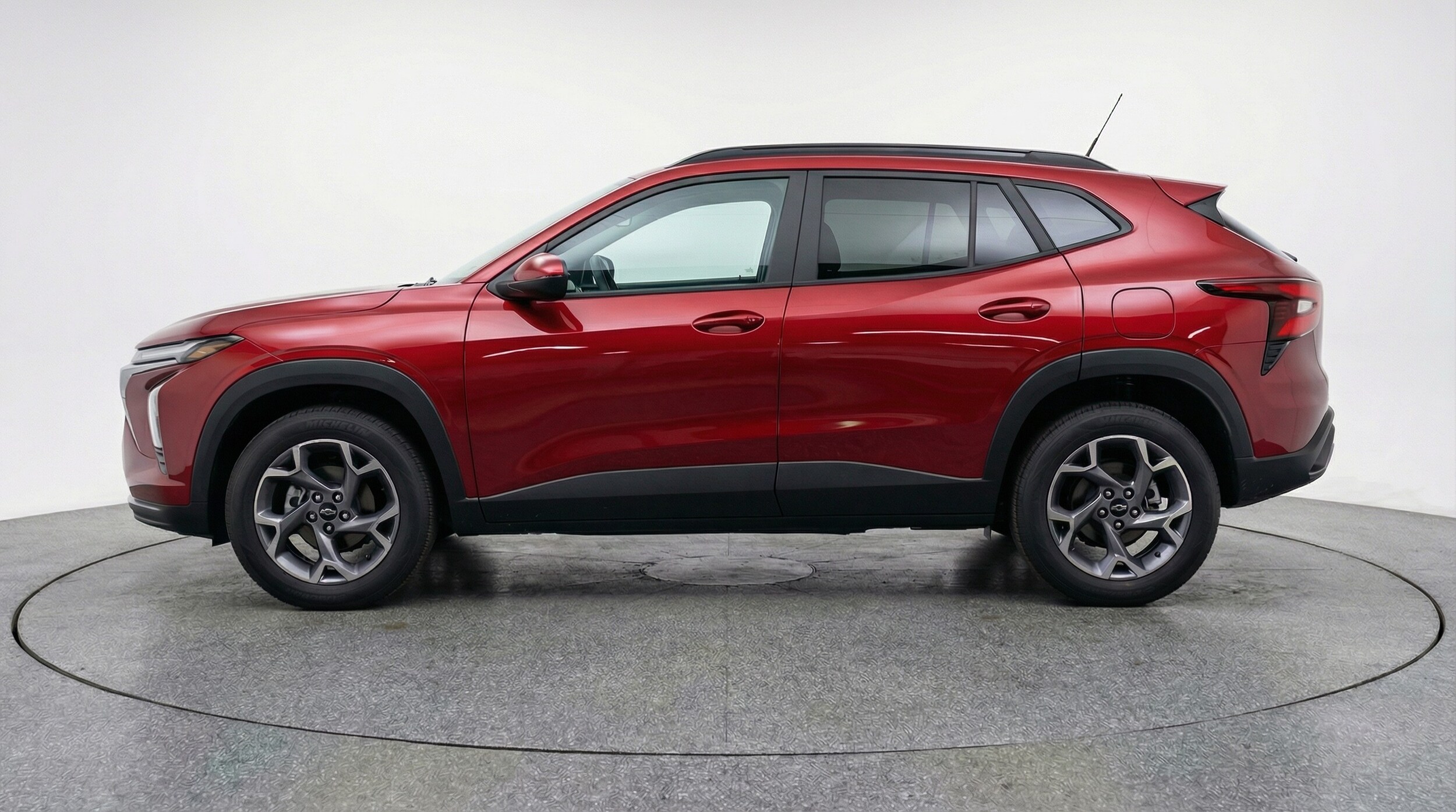 Thumbnail: 2025 Chevrolet Trax - 4