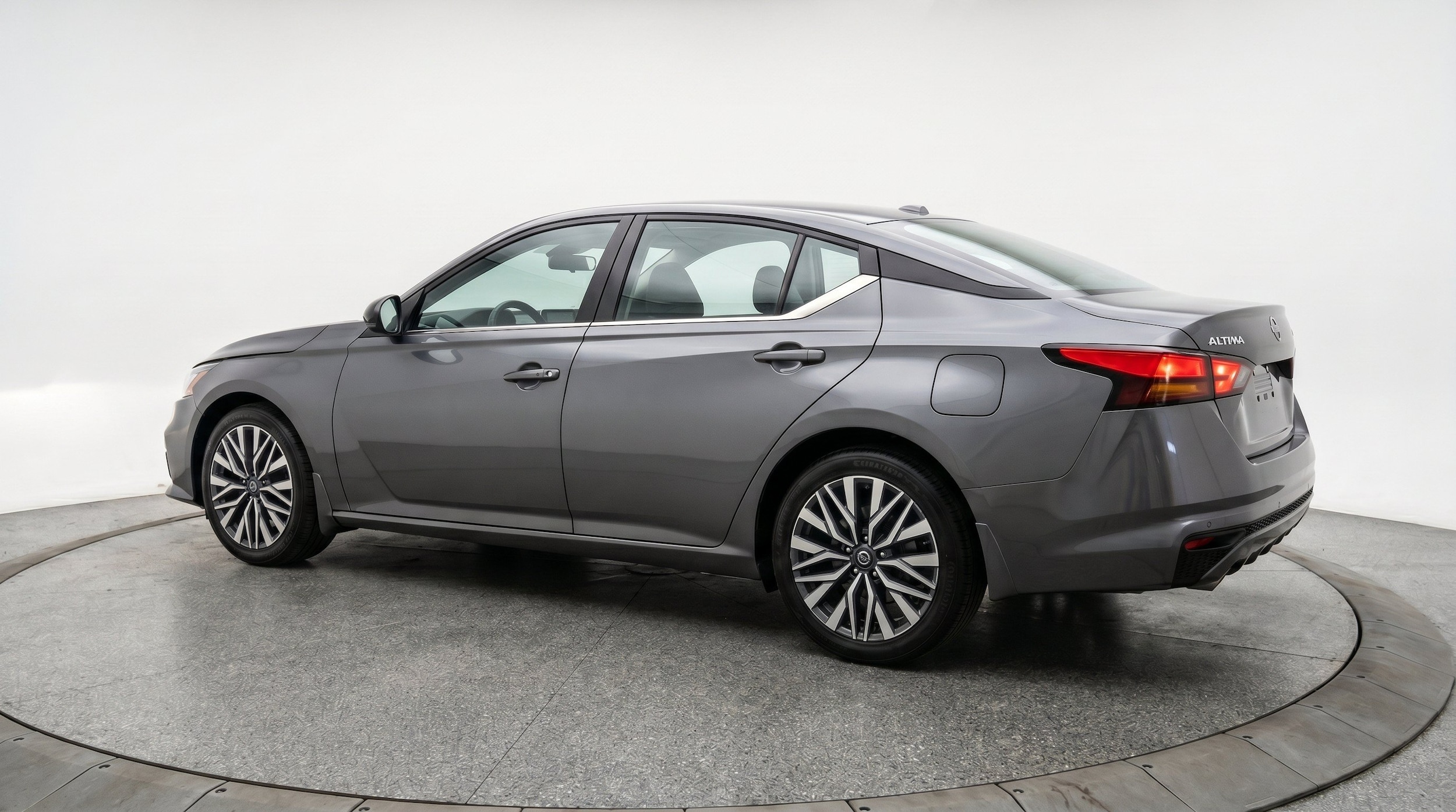 Thumbnail: 2025 Nissan Altima - 6