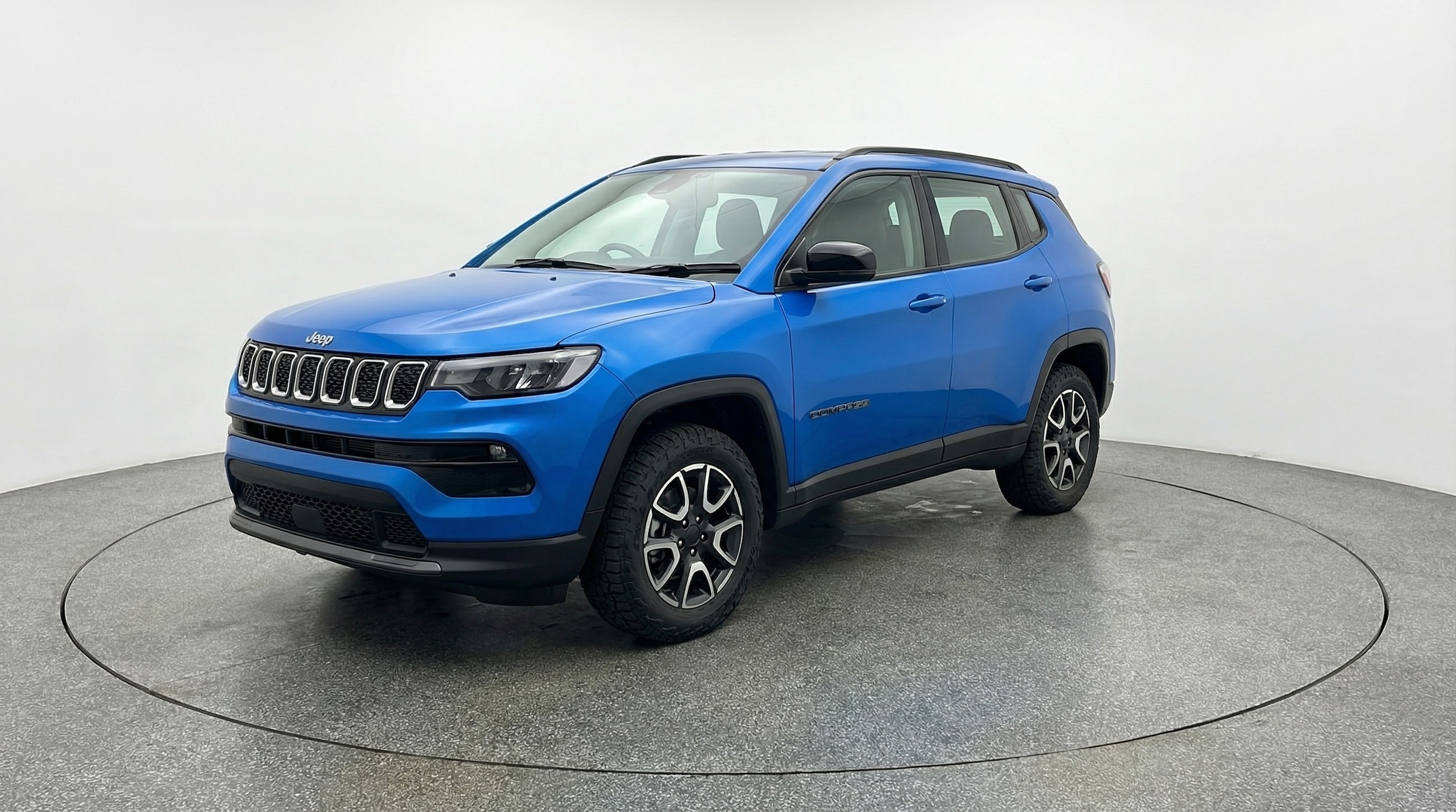 Thumbnail: 2025 Jeep Compass - 3