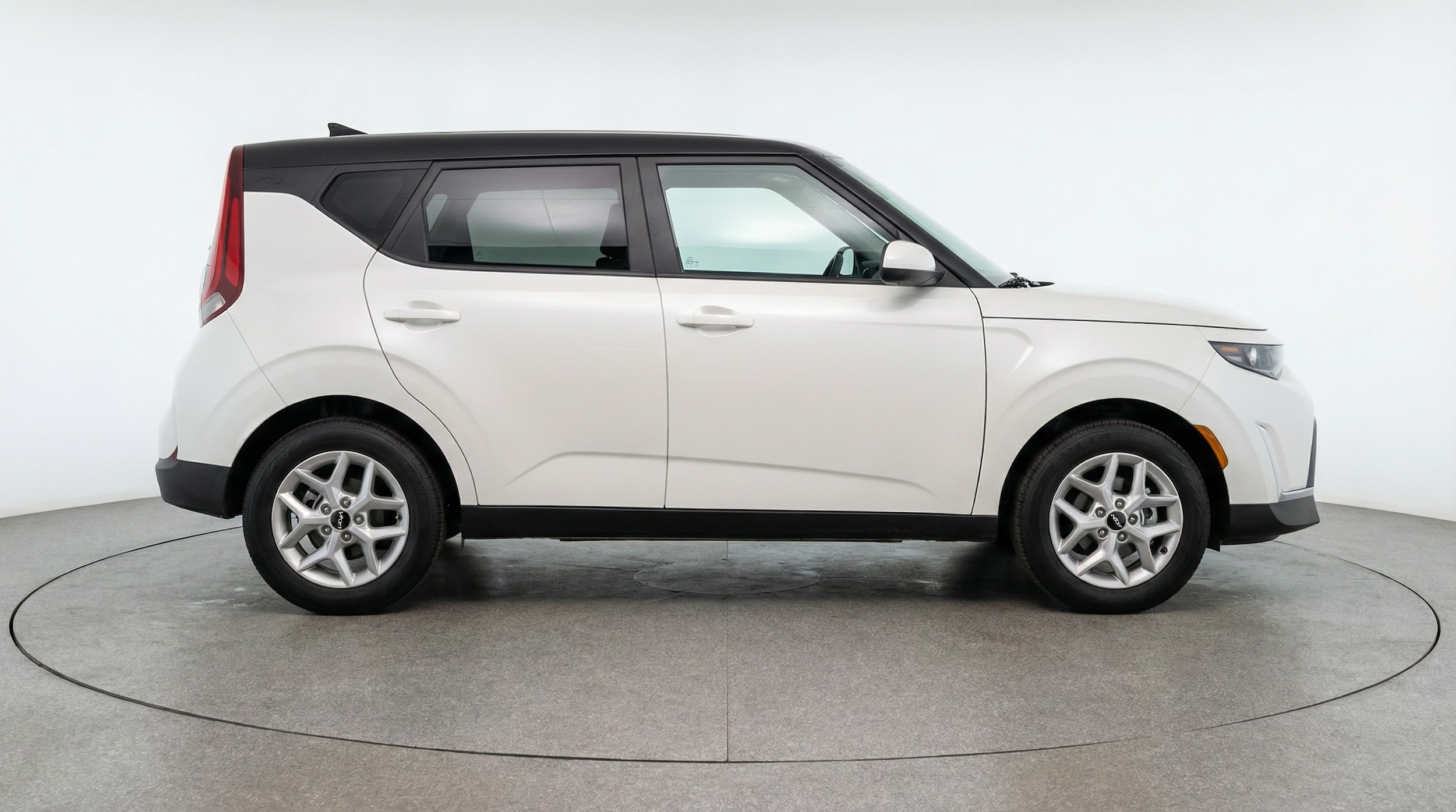 Thumbnail: 2025 Kia Soul - 8