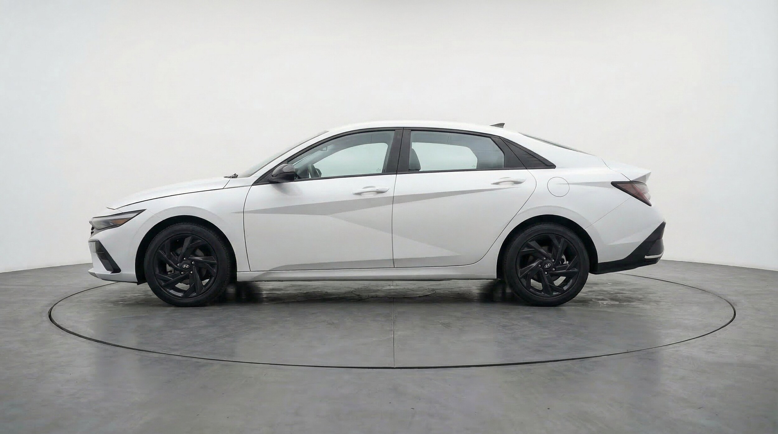 Thumbnail: 2026 Hyundai Elantra - 5