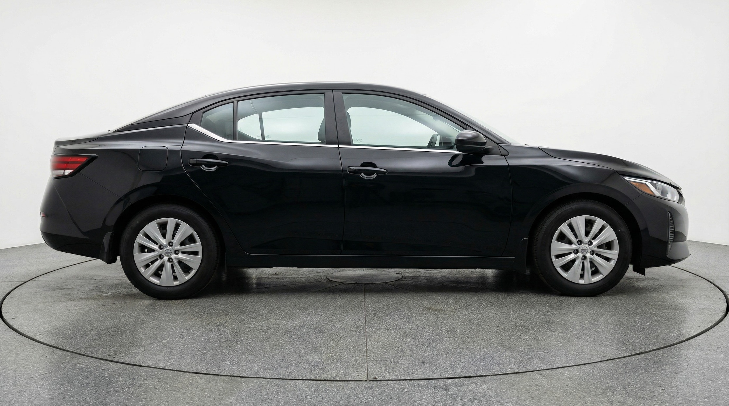 Thumbnail: 2025 Nissan Sentra - 8