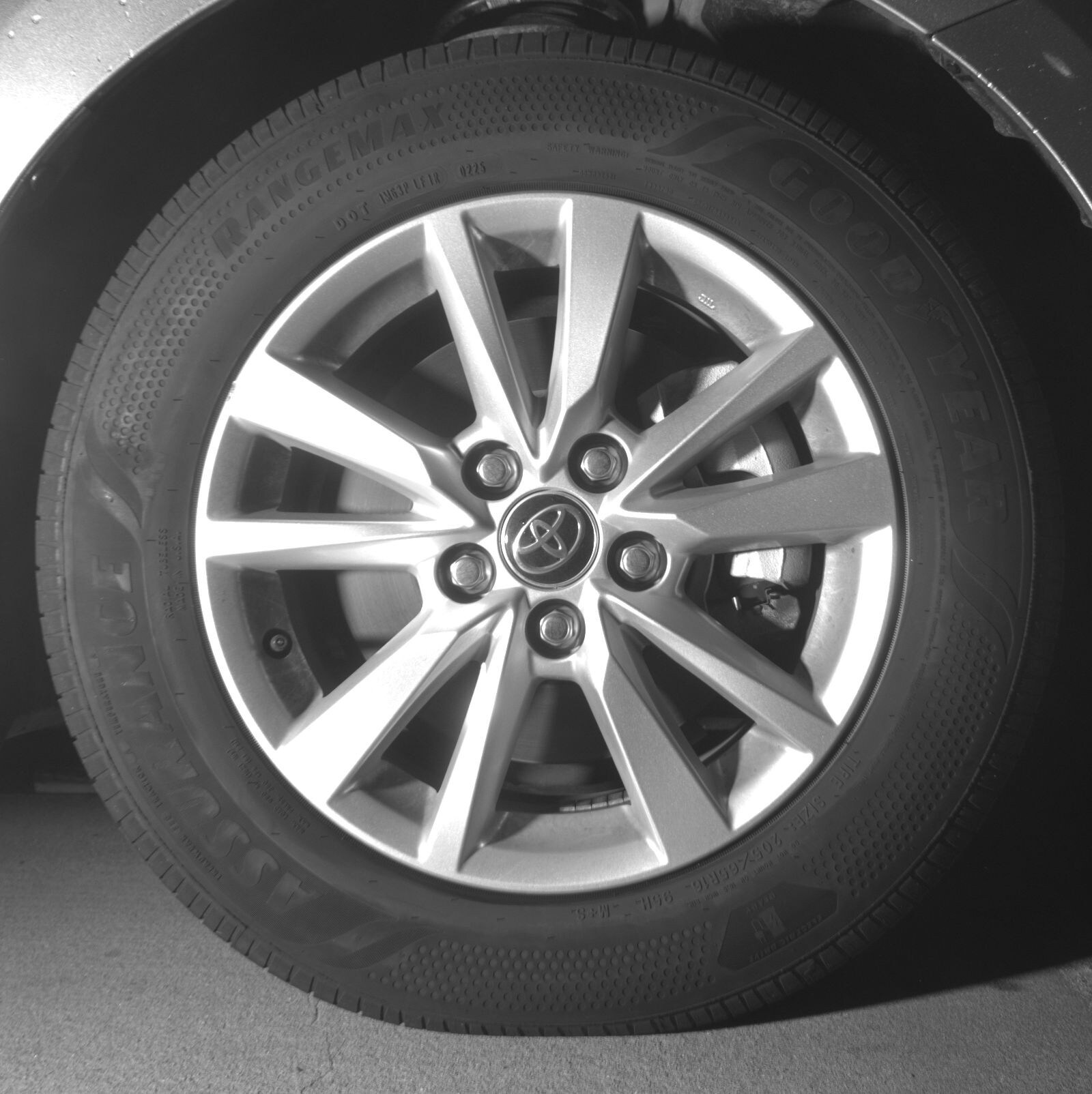 Thumbnail: 2025 Toyota Camry - 10