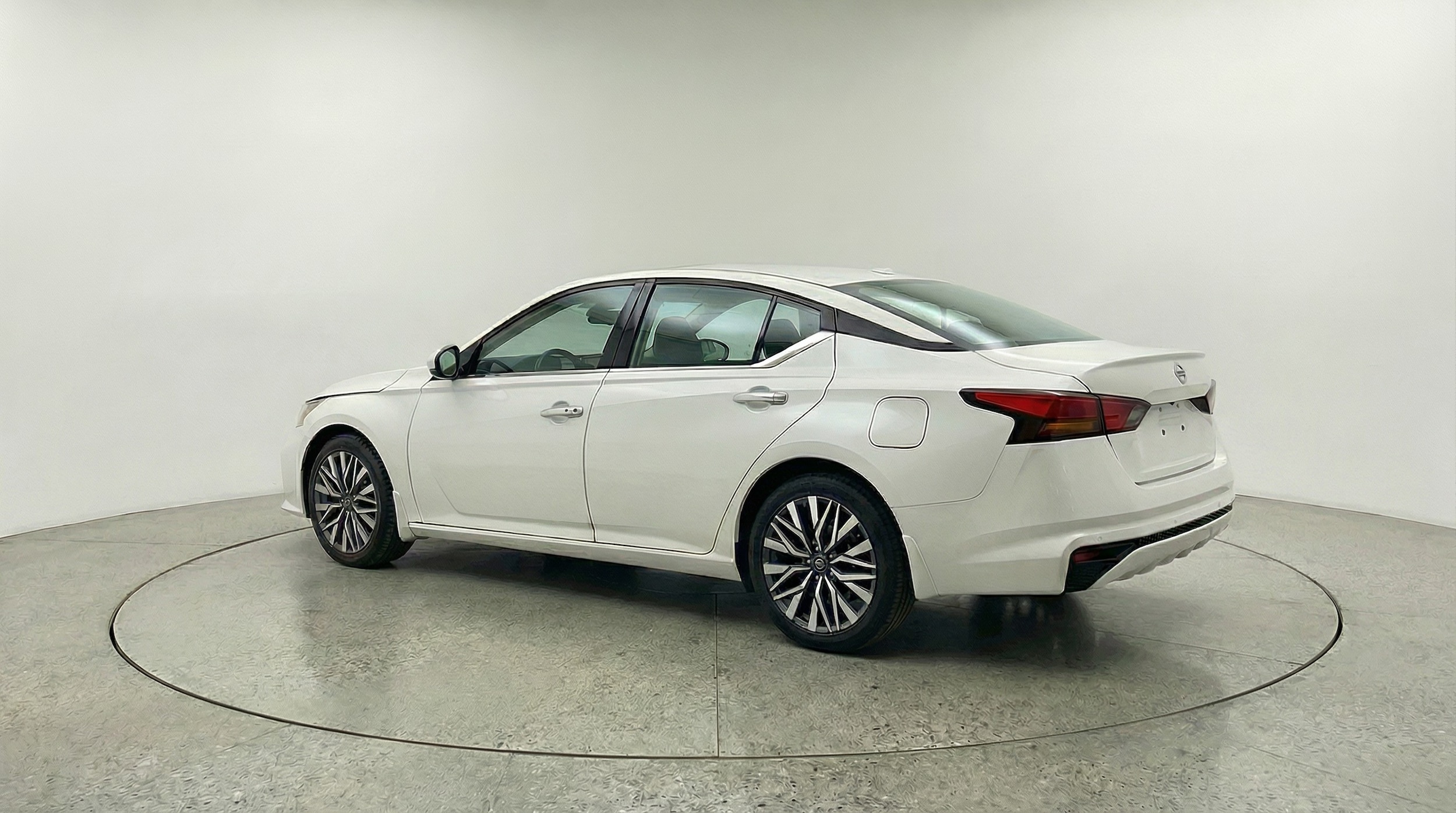 Thumbnail: 2025 Nissan Altima - 5