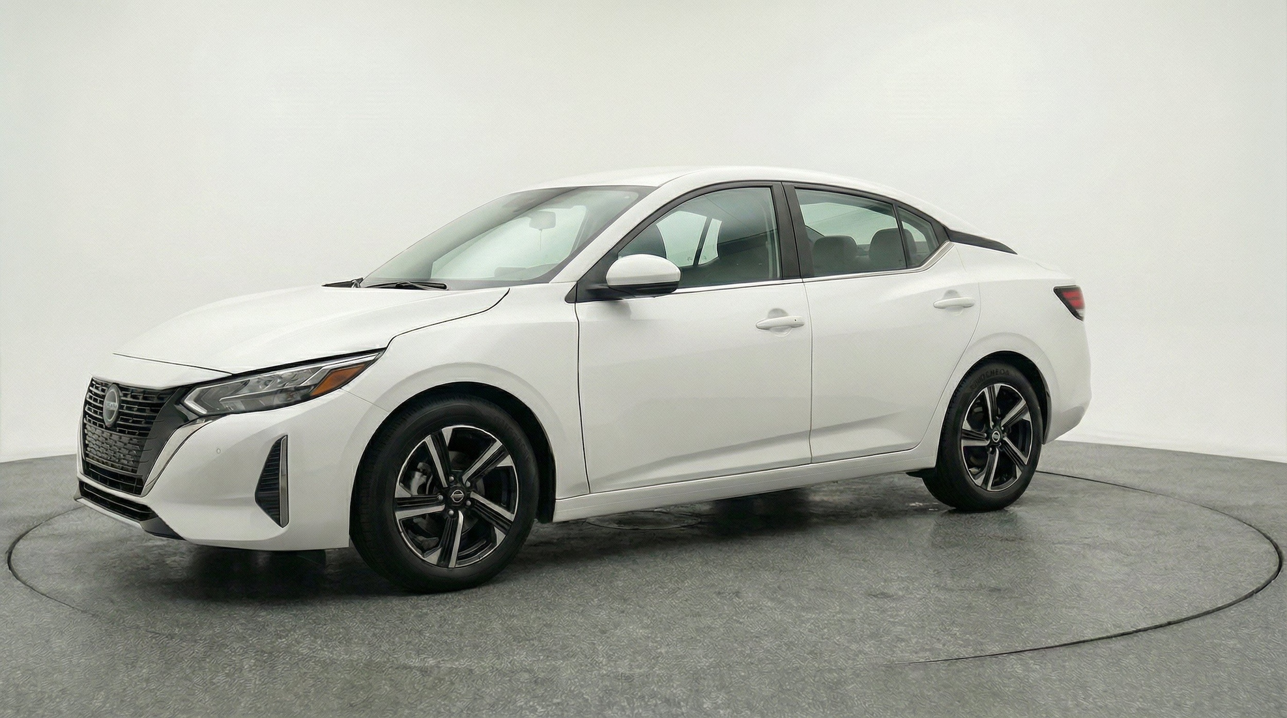 Thumbnail: 2025 Nissan Sentra - 2
