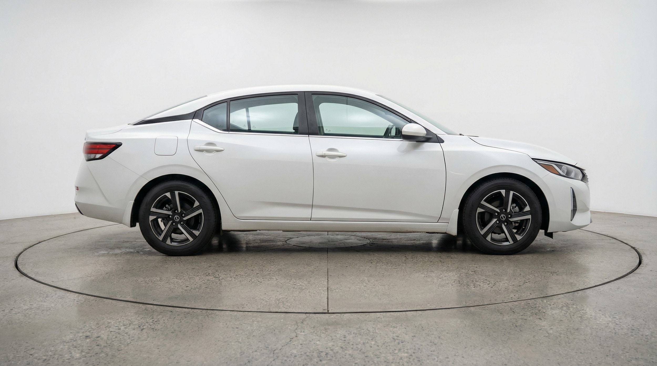 Thumbnail: 2025 Nissan Sentra - 8