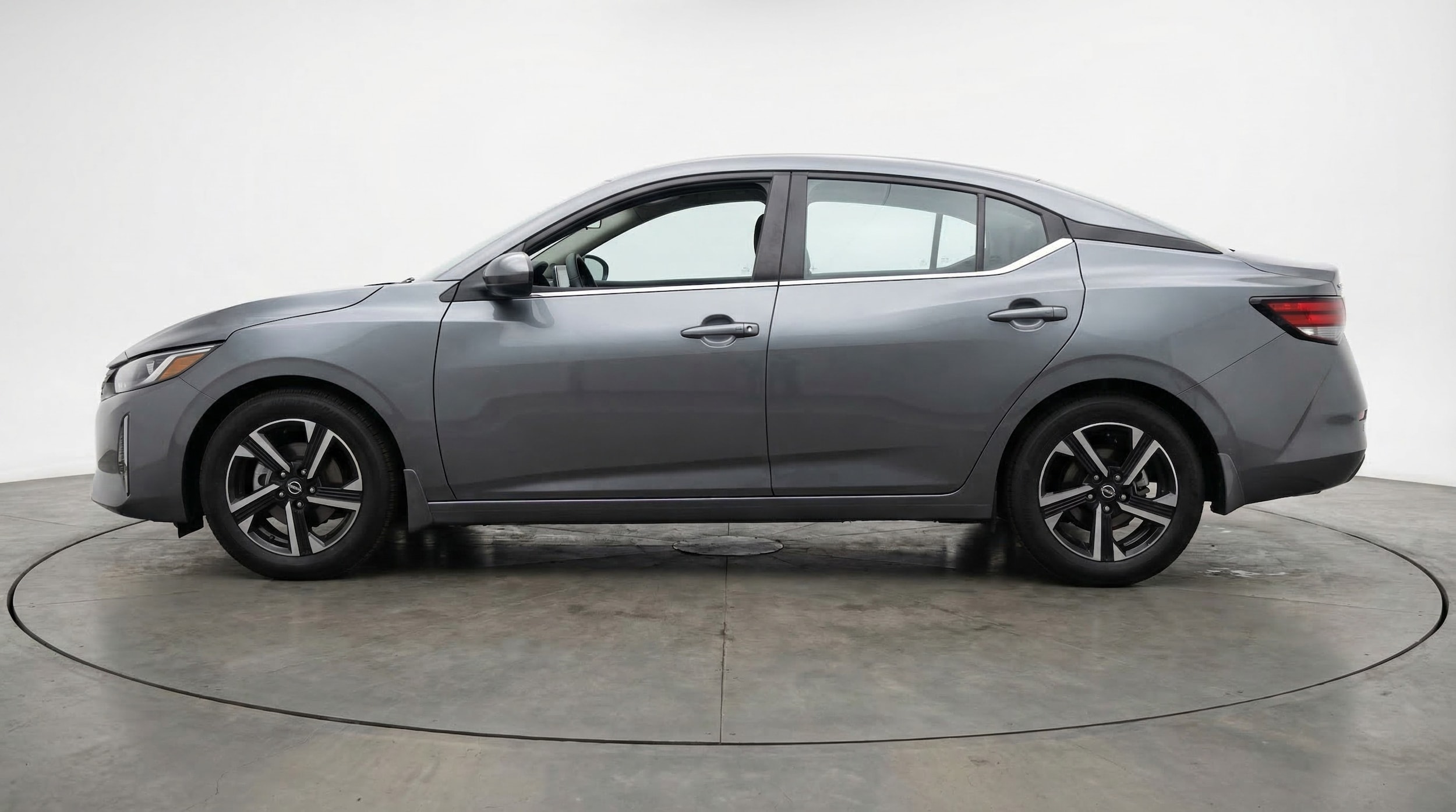 Thumbnail: 2025 Nissan Sentra - 4