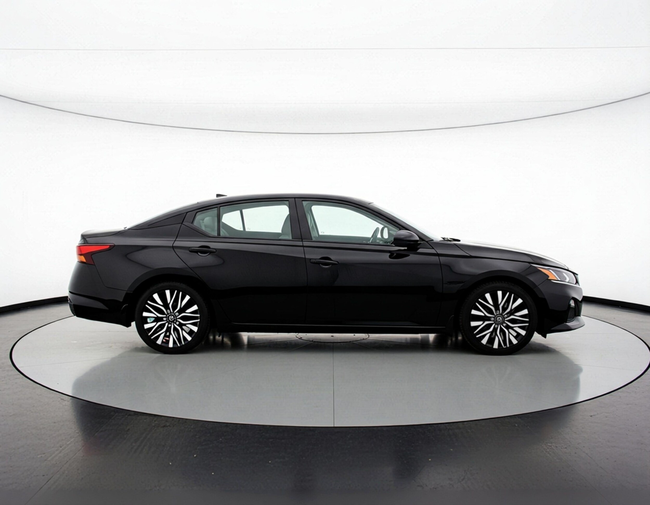 Thumbnail: 2025 Nissan Altima - 11