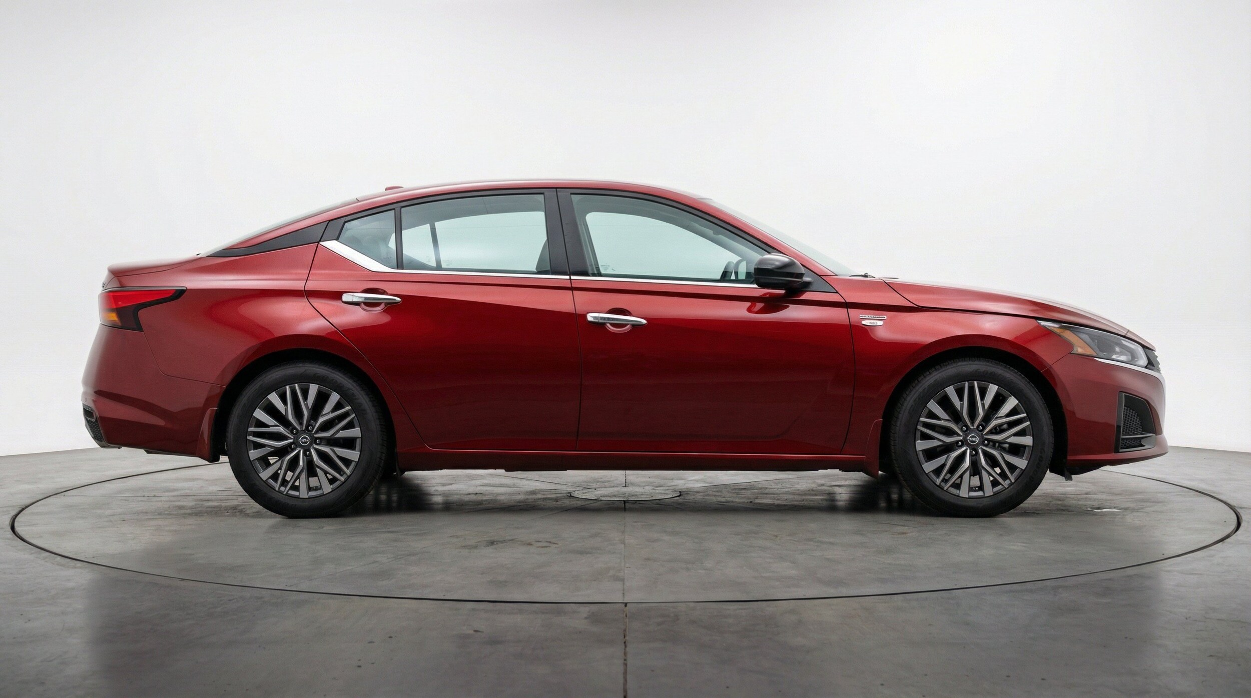 Thumbnail: 2025 Nissan Altima - 11