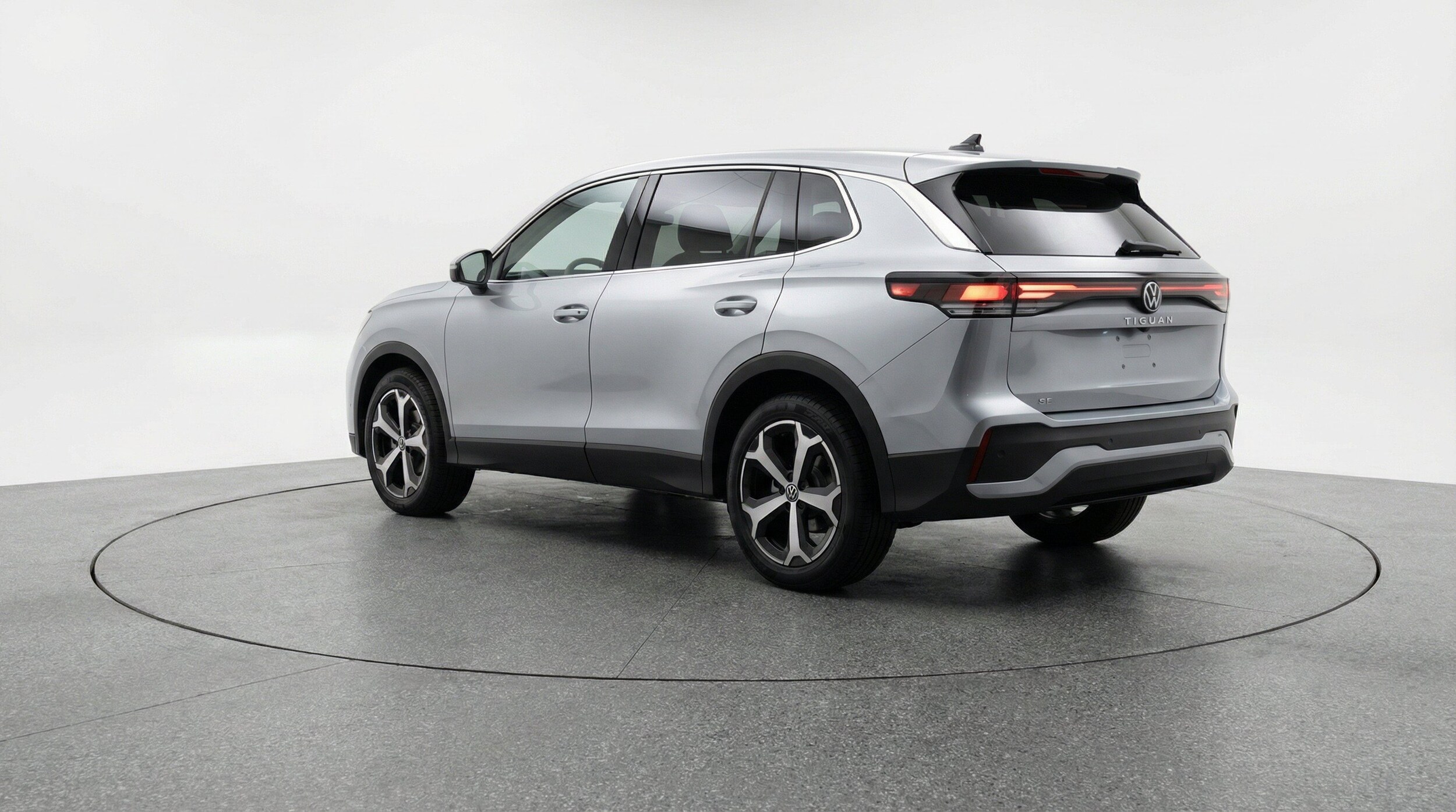 Thumbnail: 2026 Volkswagen Tiguan - 6
