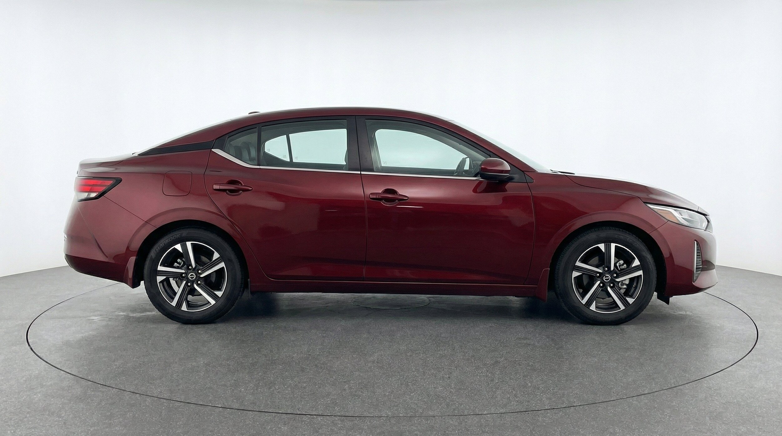 Thumbnail: 2025 Nissan Sentra - 11