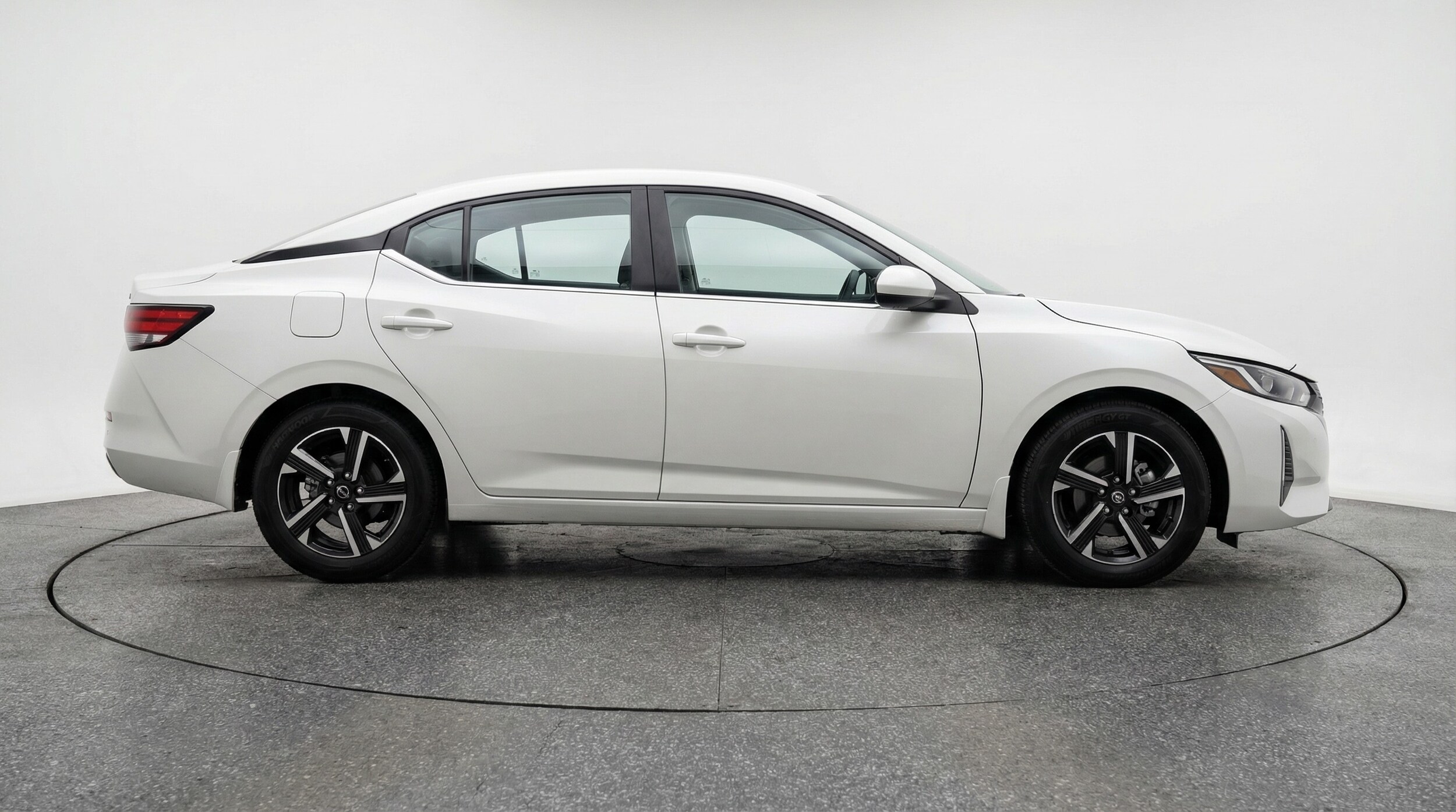 Thumbnail: 2025 Nissan Sentra - 8