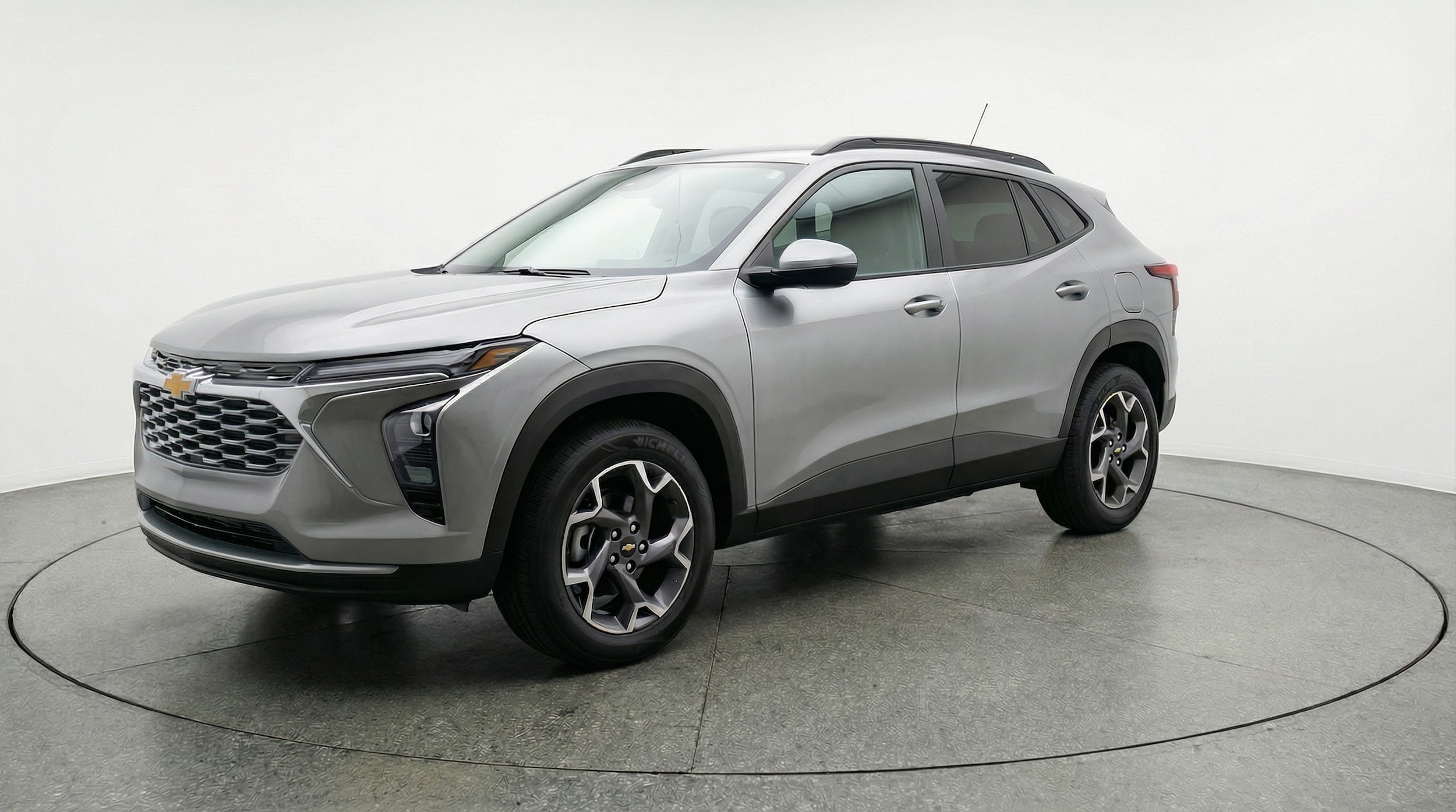 Thumbnail: 2025 Chevrolet Trax - 3