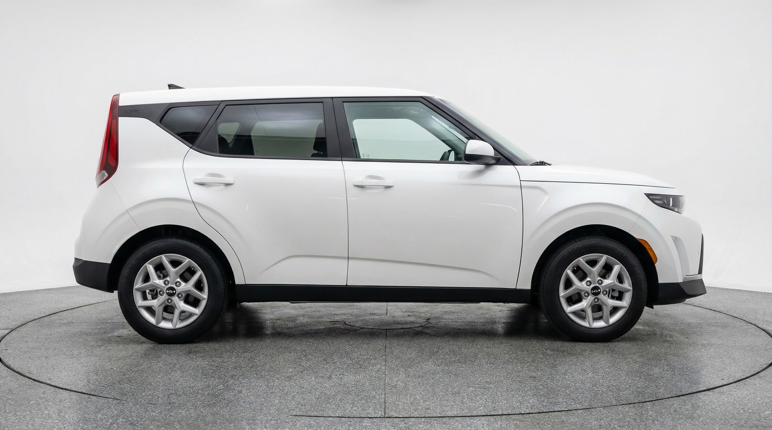 Thumbnail: 2025 Kia Soul - 8