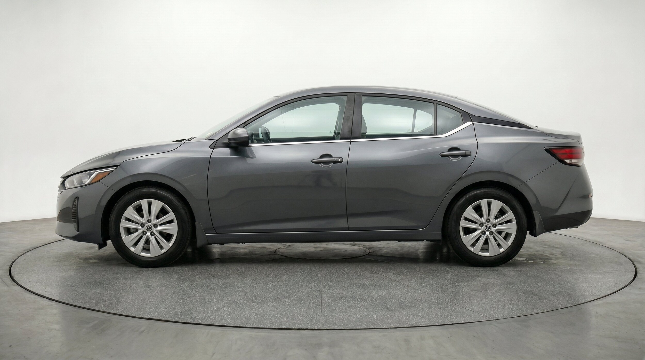 Thumbnail: 2025 Nissan Sentra - 5