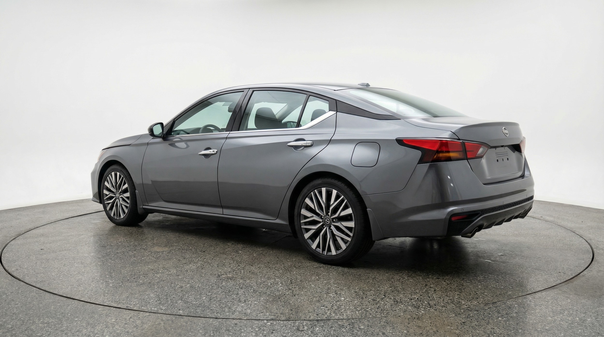 Thumbnail: 2025 Nissan Altima - 5