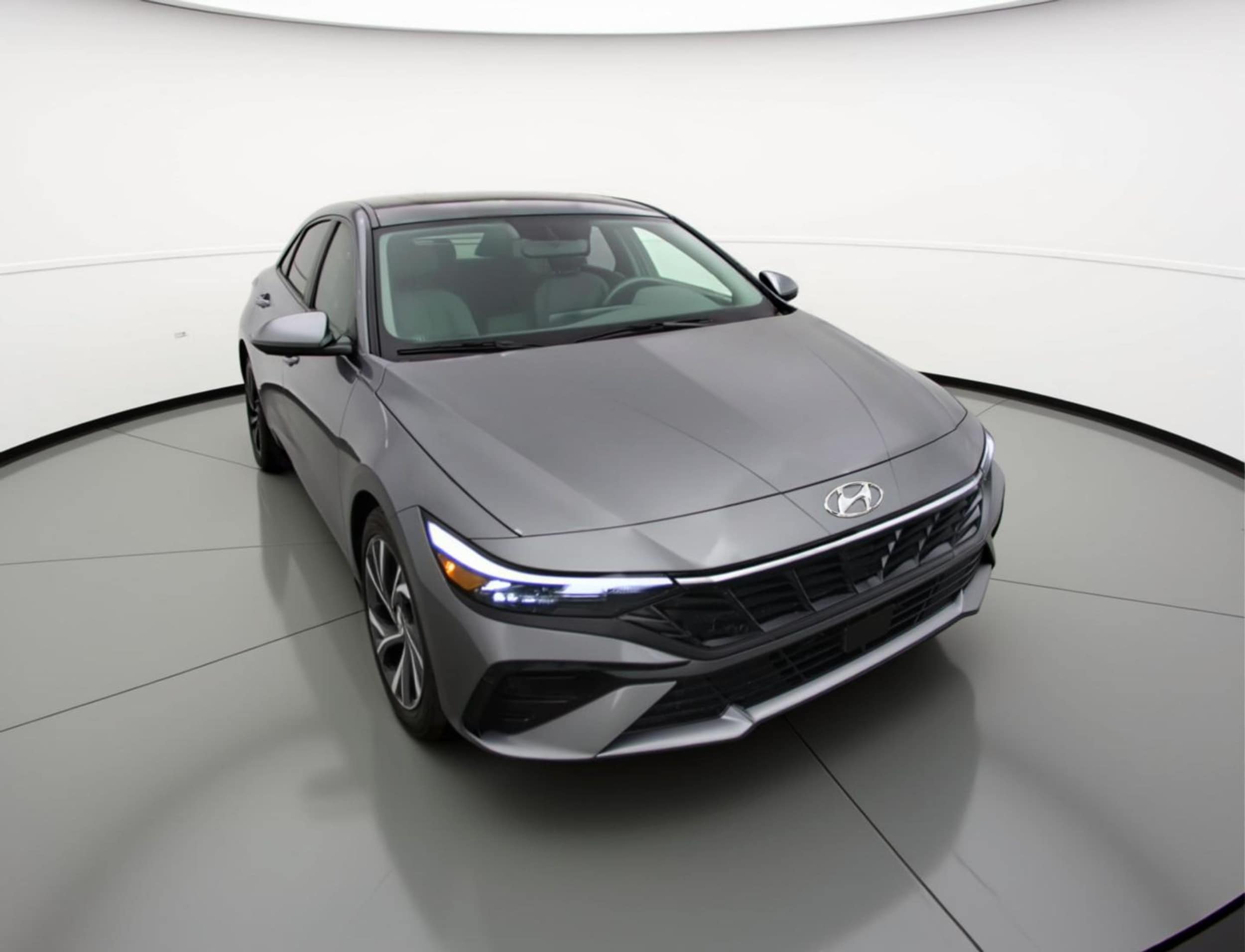 Thumbnail: 2025 Hyundai Elantra - 1