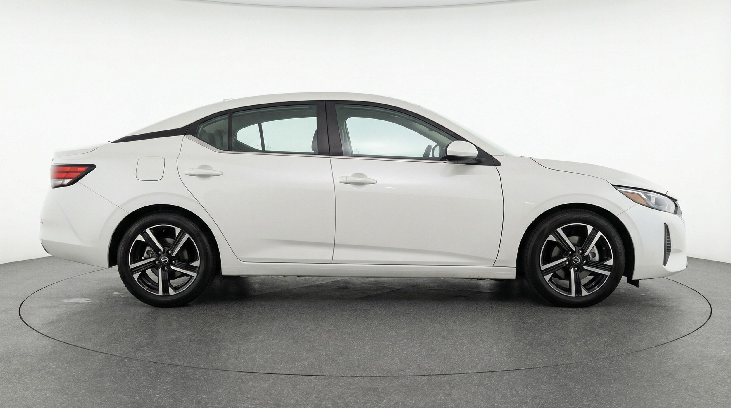 Thumbnail: 2025 Nissan Sentra - 8