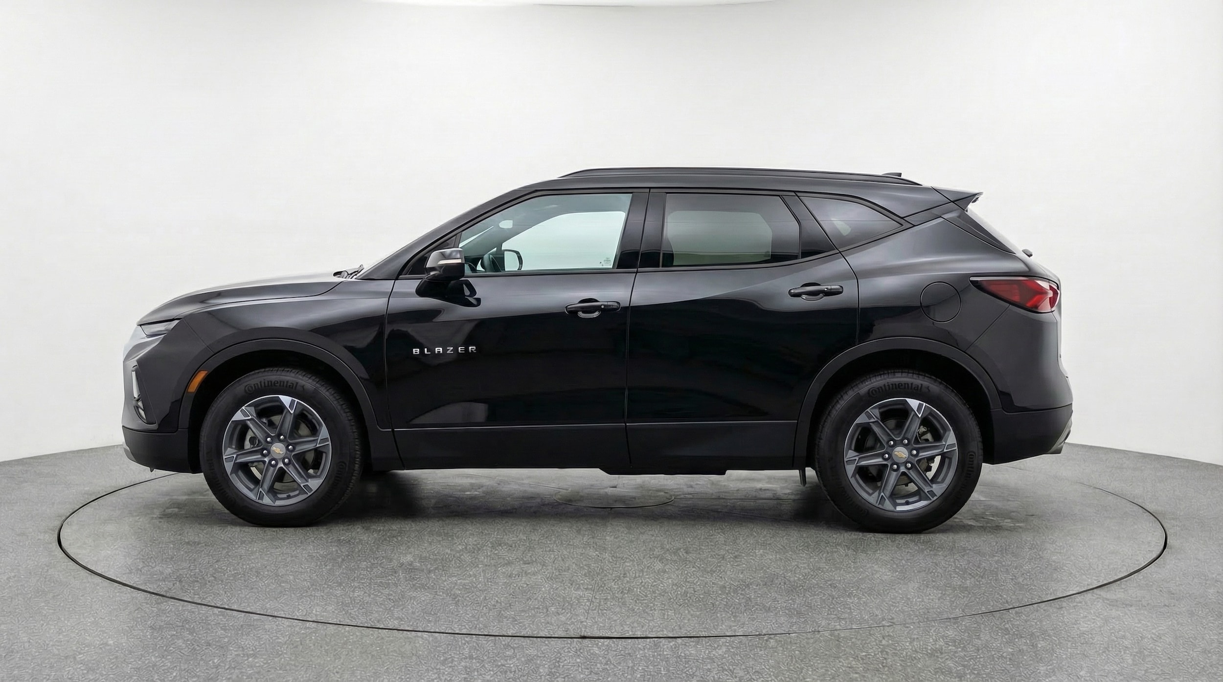Thumbnail: 2025 Chevrolet Blazer - 4