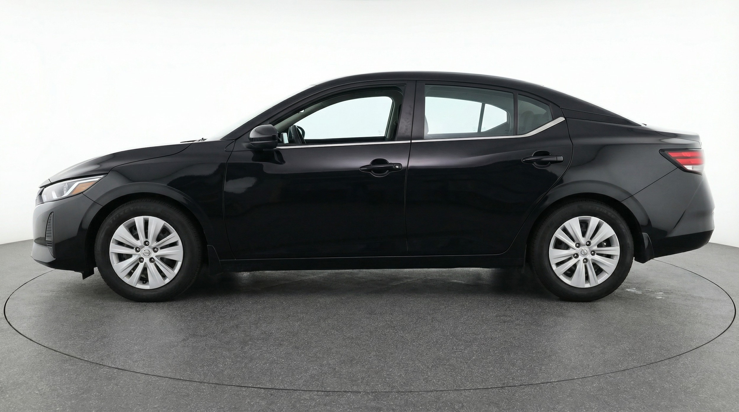 Thumbnail: 2025 Nissan Sentra - 4