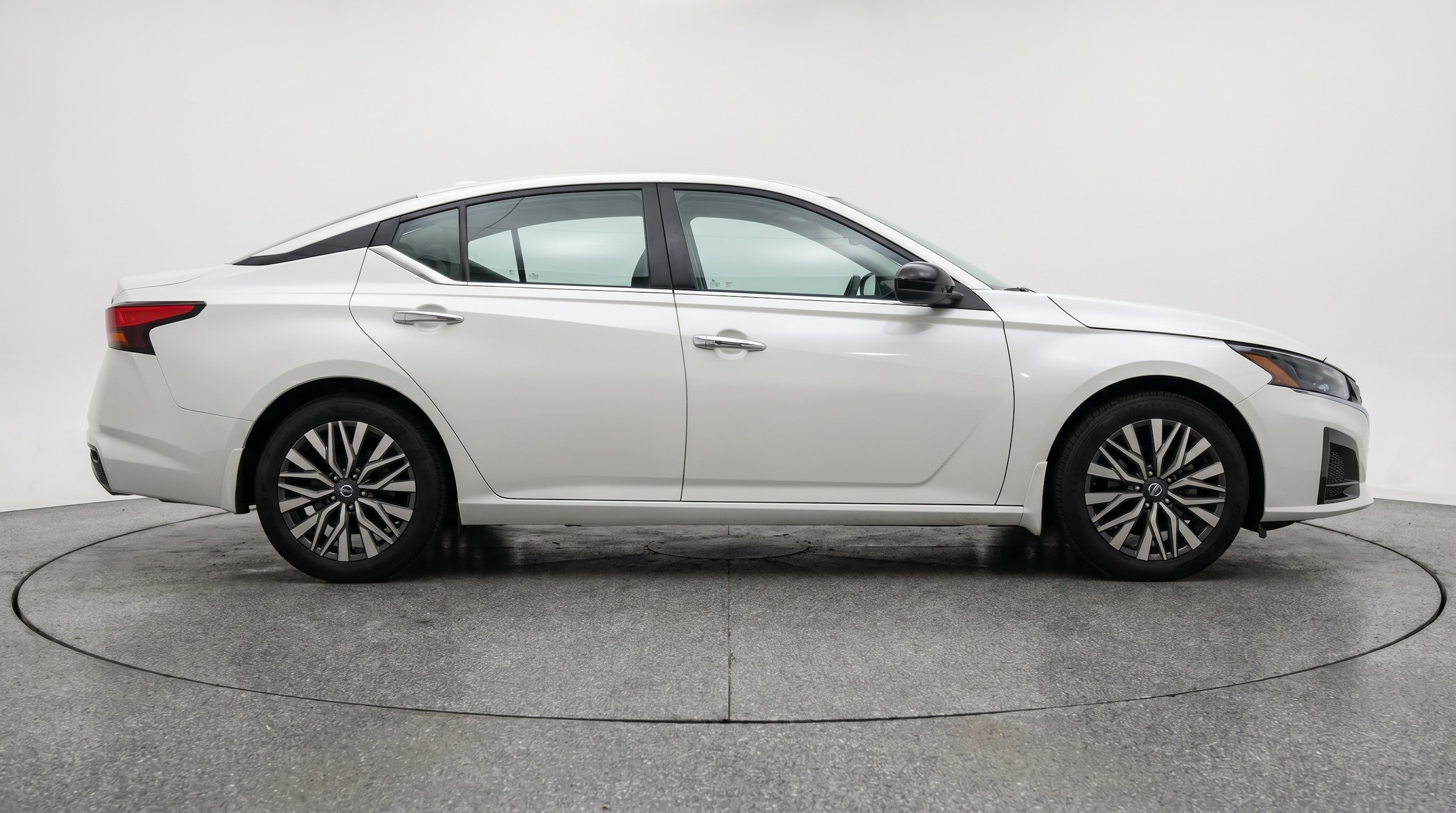 Thumbnail: 2025 Nissan Altima - 8