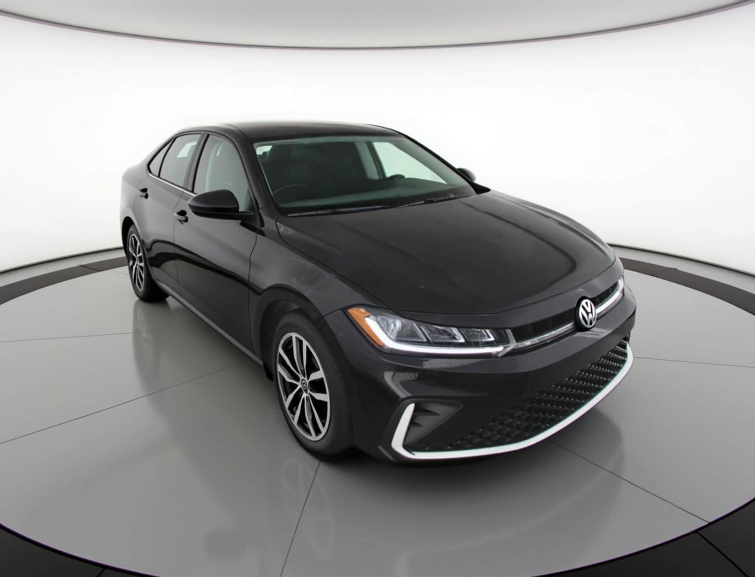 Thumbnail: 2025 Volkswagen Jetta - 1