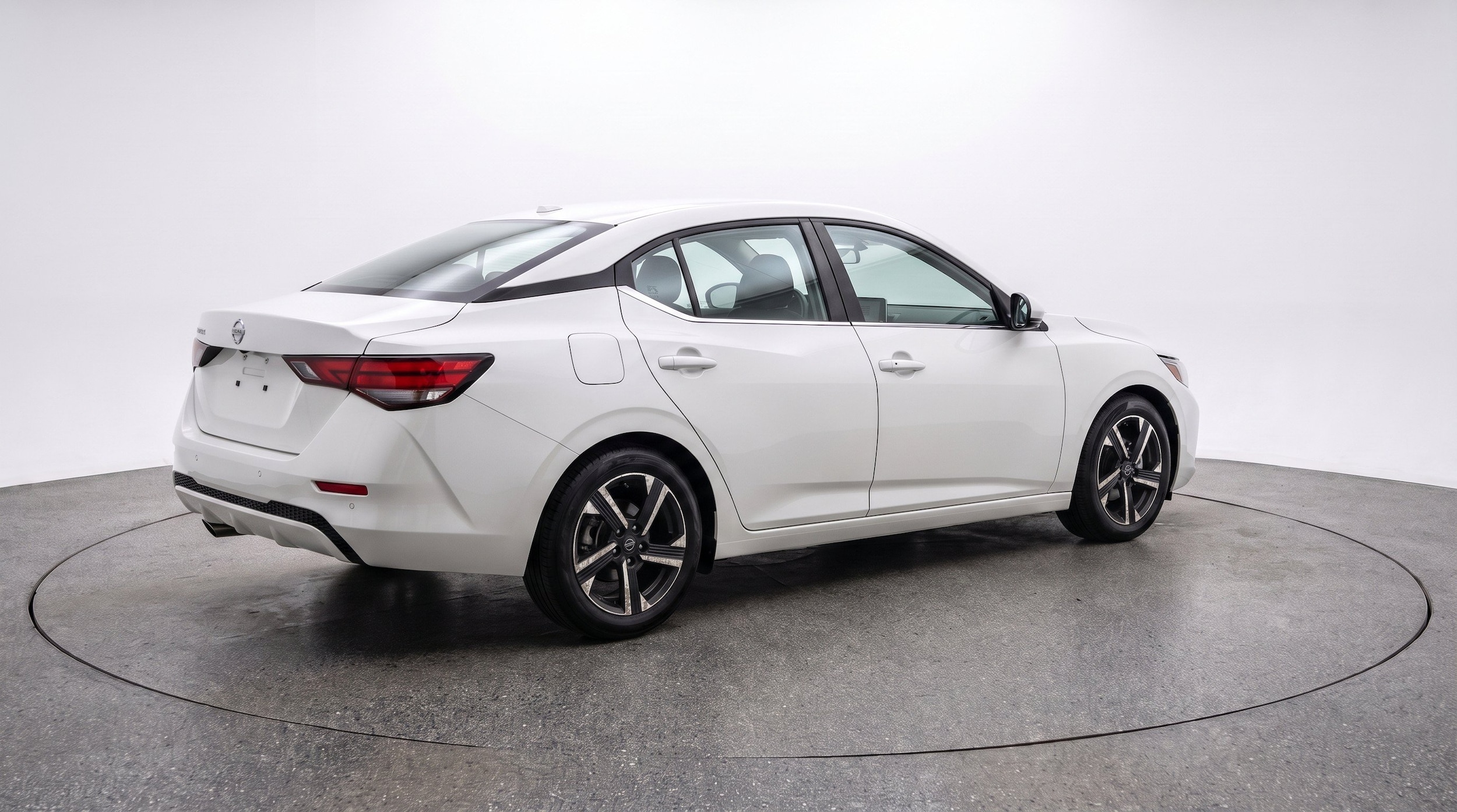 Thumbnail: 2025 Nissan Sentra - 9