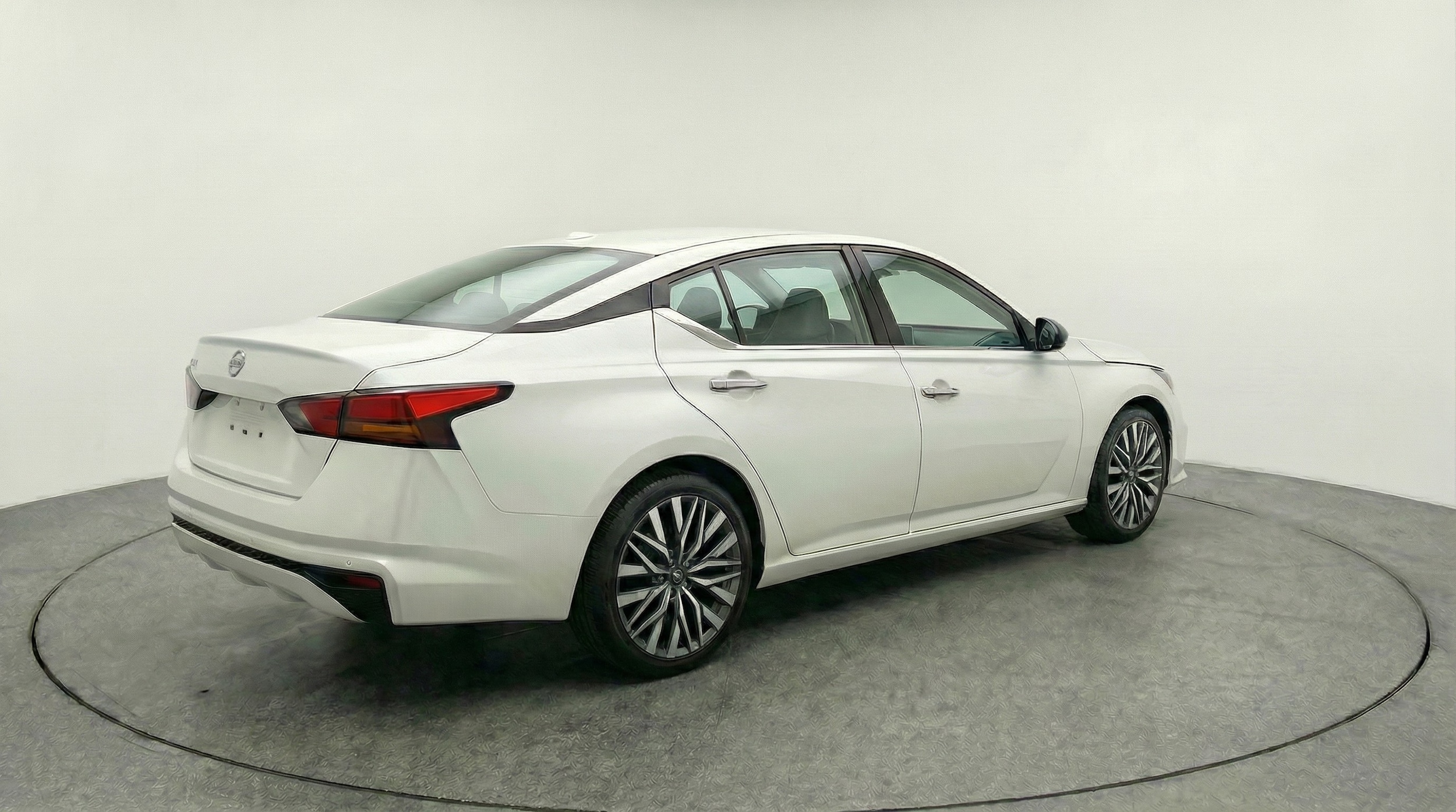 Thumbnail: 2025 Nissan Altima - 7