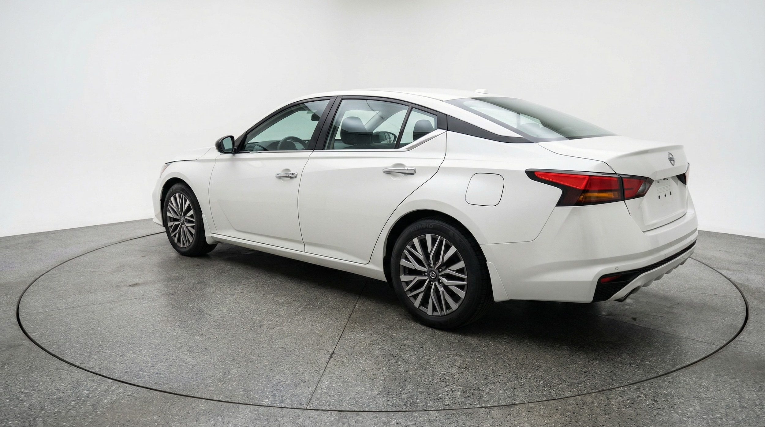 Thumbnail: 2025 Nissan Altima - 5