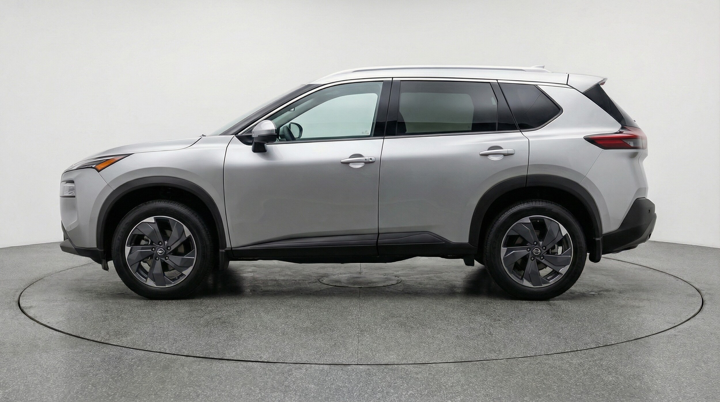 Thumbnail: 2025 Nissan Rogue - 4