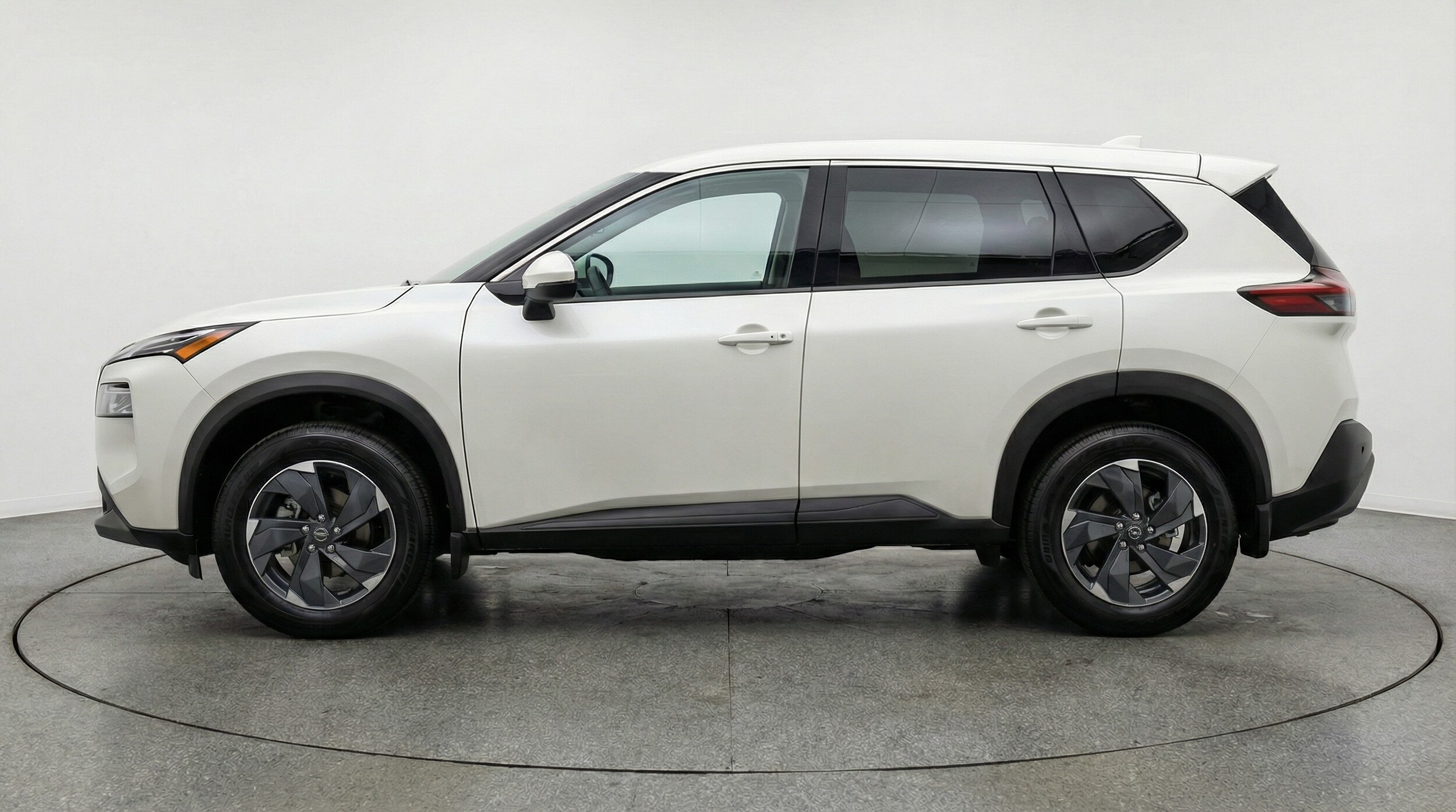 Thumbnail: 2025 Nissan Rogue - 4