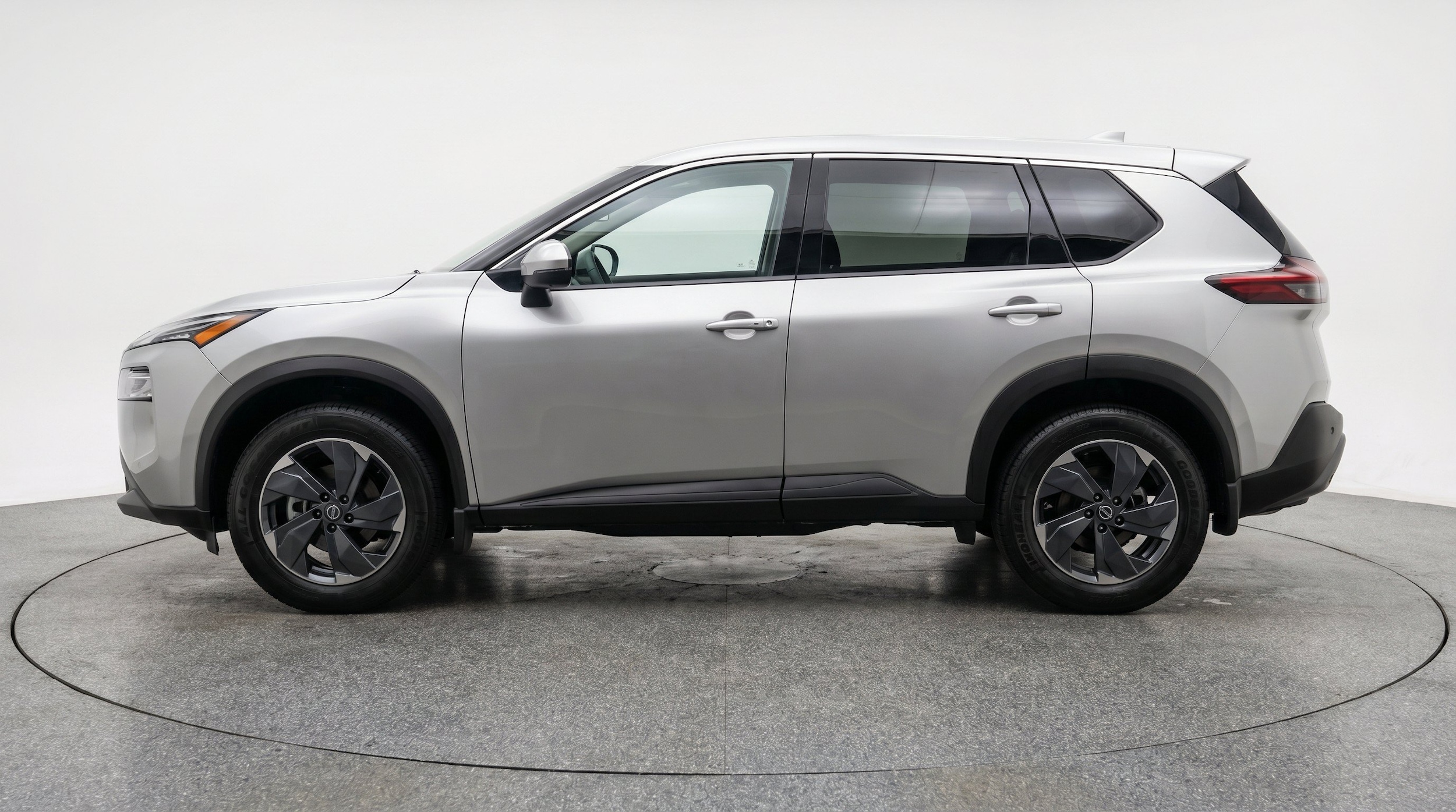 Thumbnail: 2025 Nissan Rogue - 5