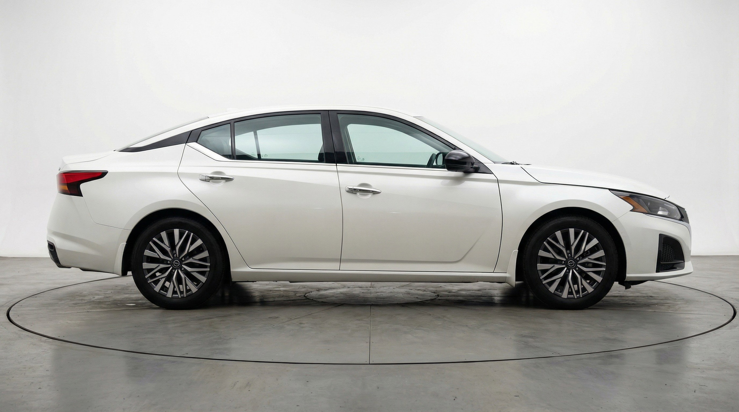 Thumbnail: 2025 Nissan Altima - 11