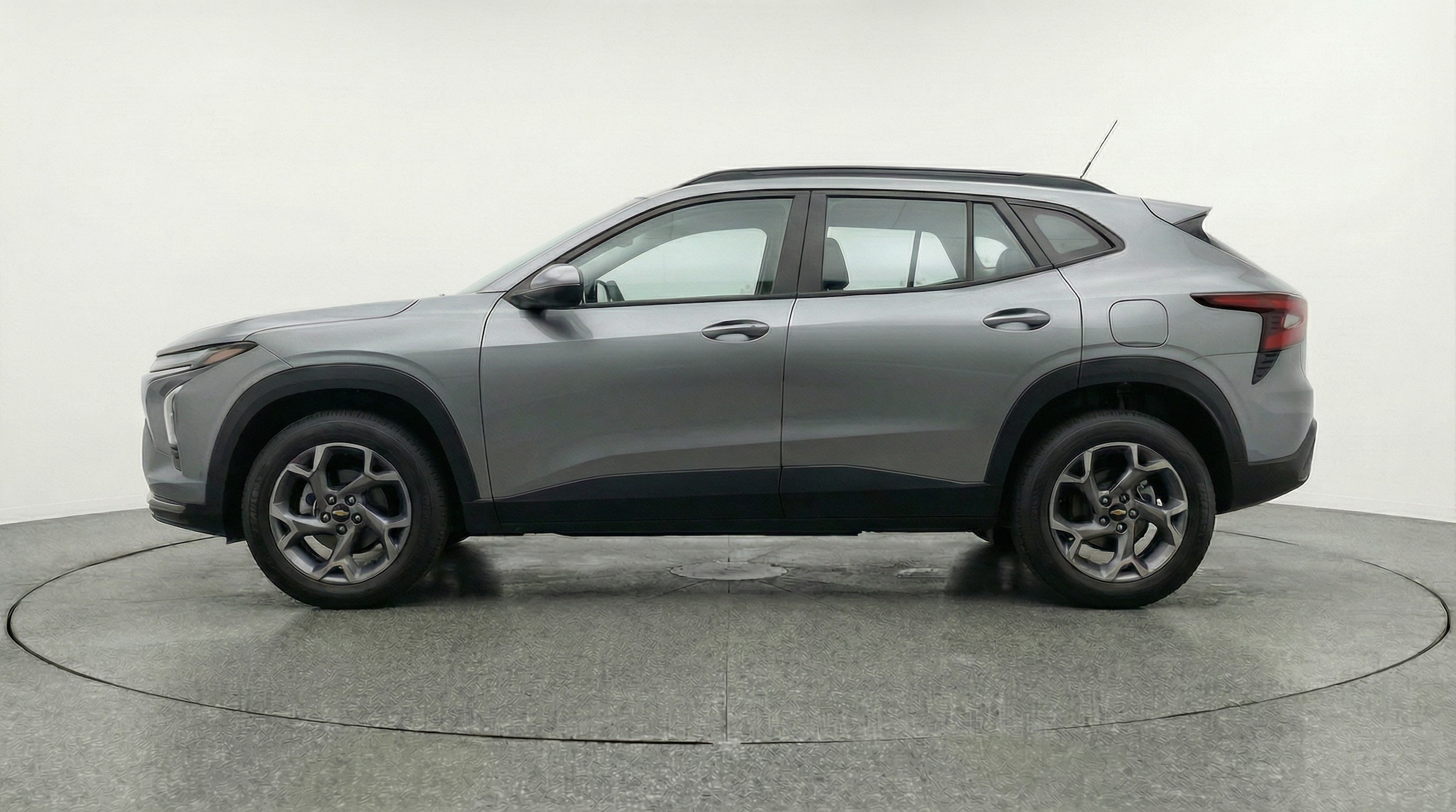 Thumbnail: 2025 Chevrolet Trax - 4