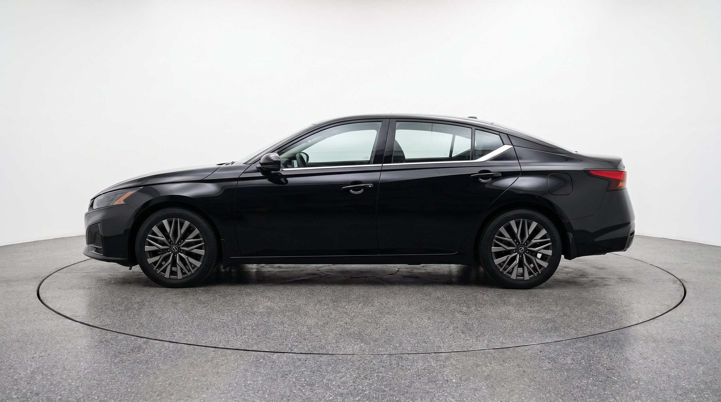Thumbnail: 2026 Nissan Altima - 5