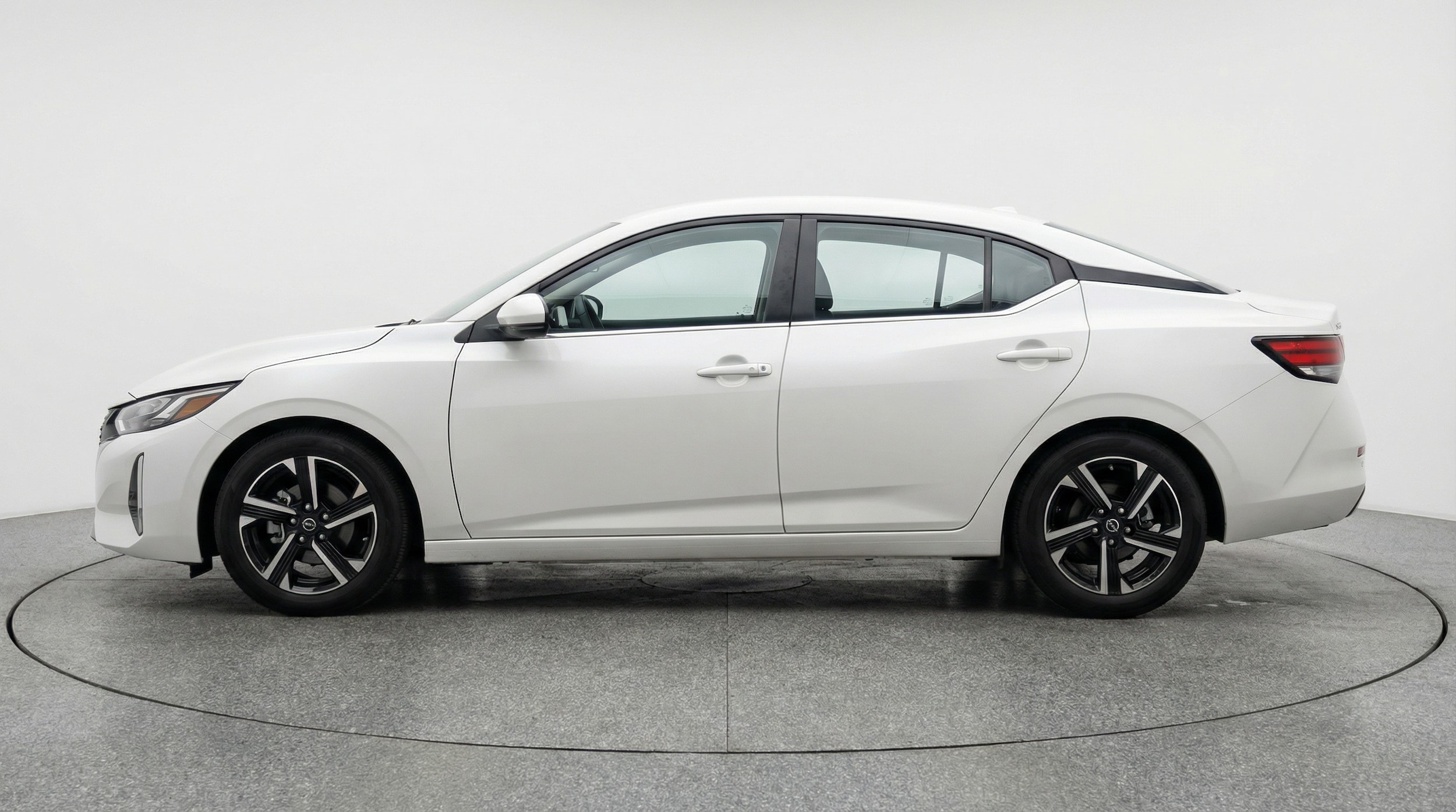 Thumbnail: 2025 Nissan Sentra - 4