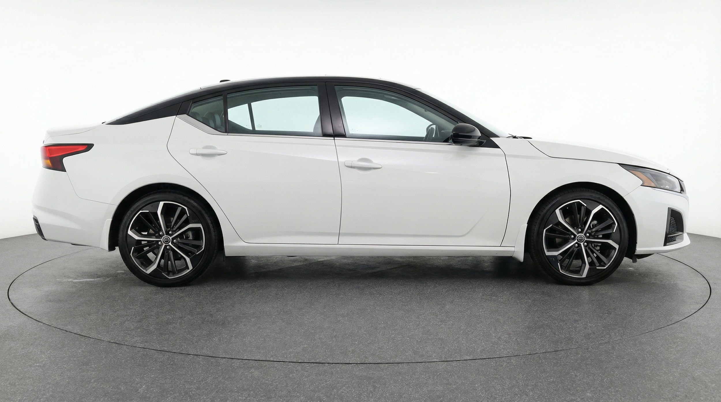 Thumbnail: 2025 Nissan Altima - 11