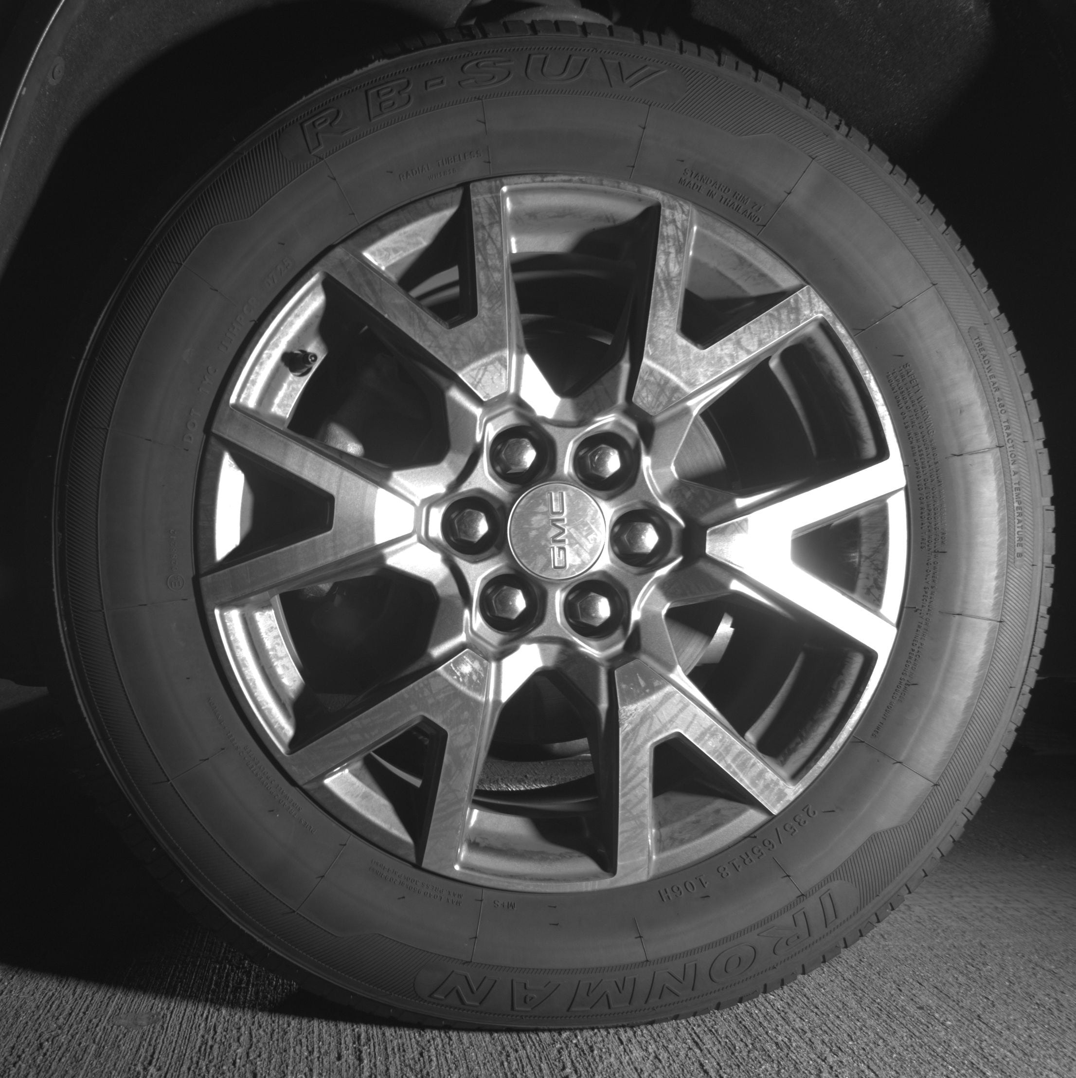 Thumbnail: 2023 GMC Acadia - 9