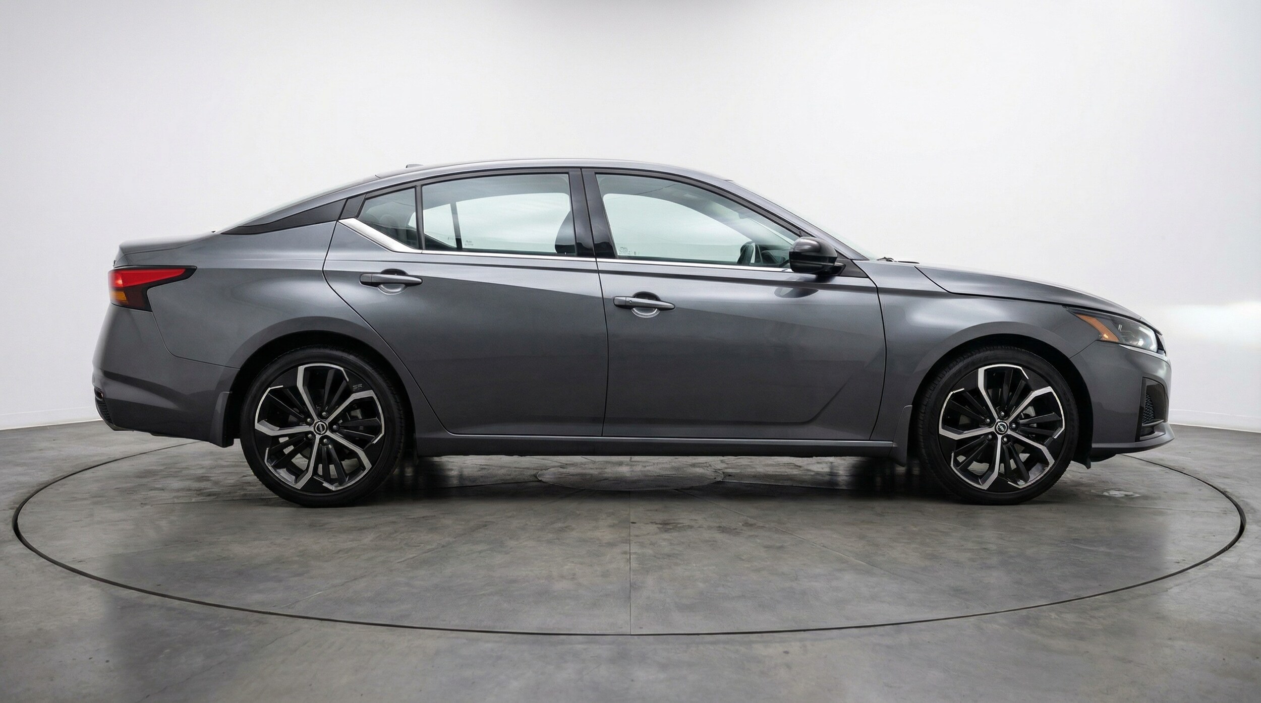 Thumbnail: 2025 Nissan Altima - 8