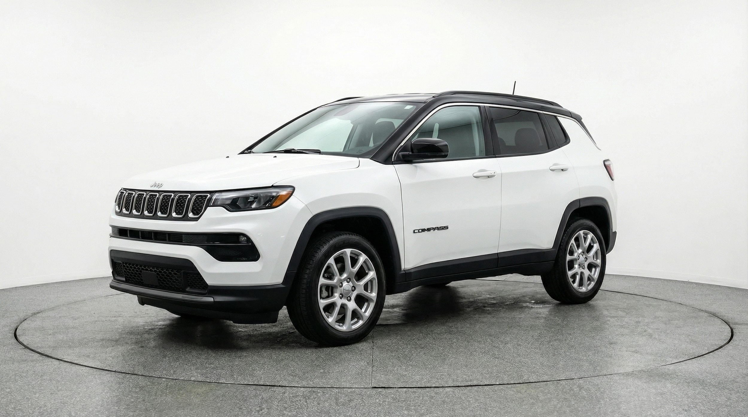 Thumbnail: 2025 Jeep Compass - 3