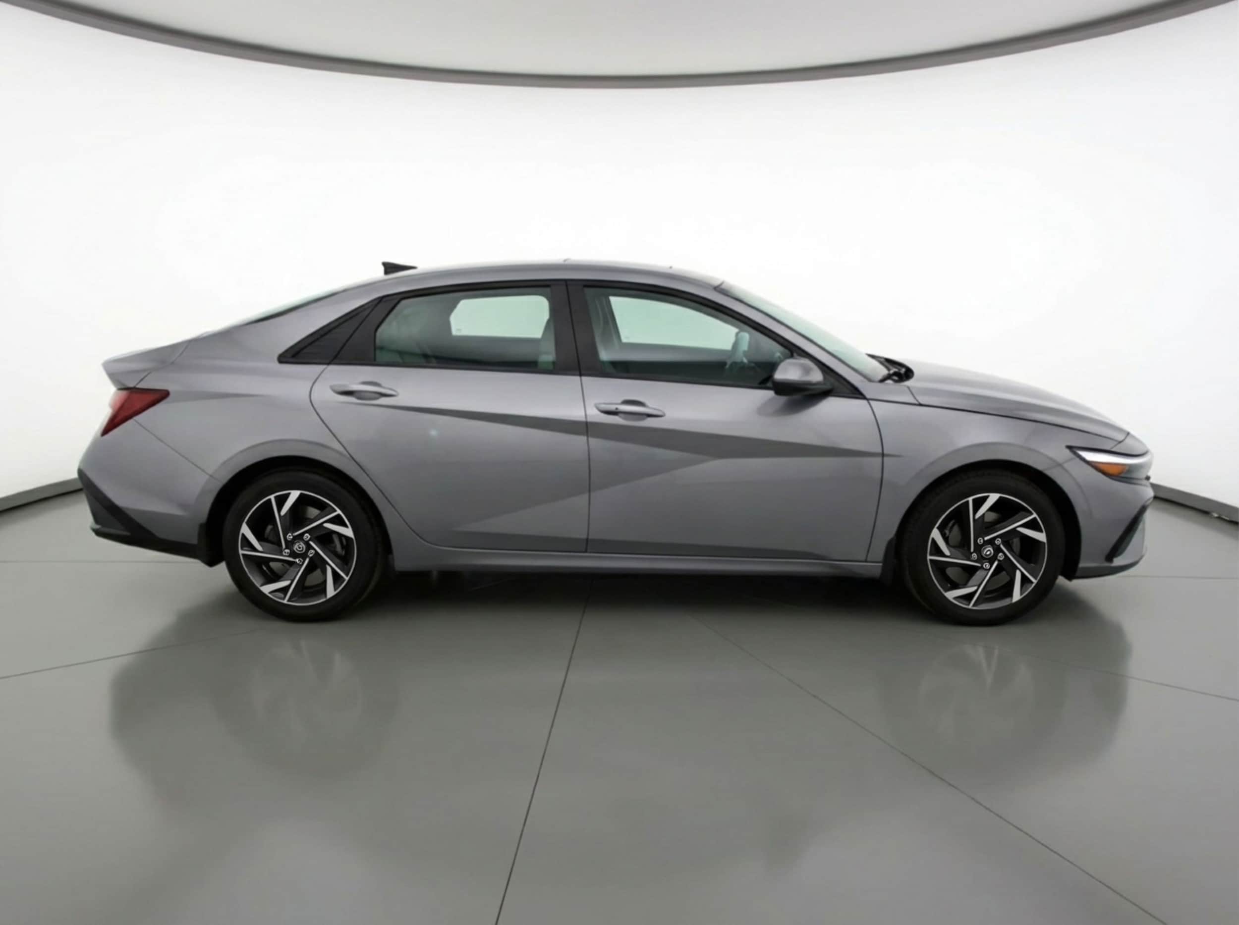Thumbnail: 2025 Hyundai Elantra - 8