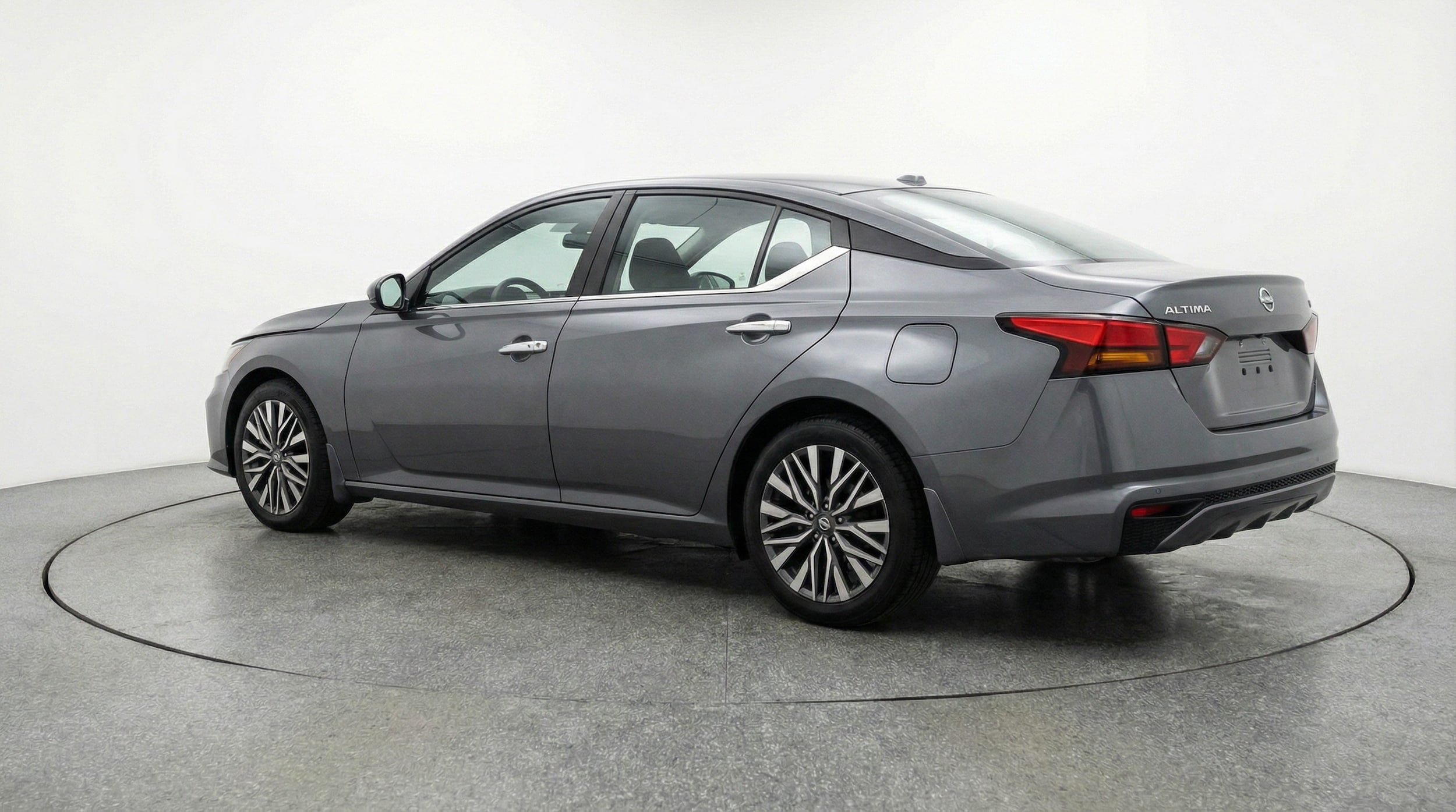 Thumbnail: 2025 Nissan Altima - 5